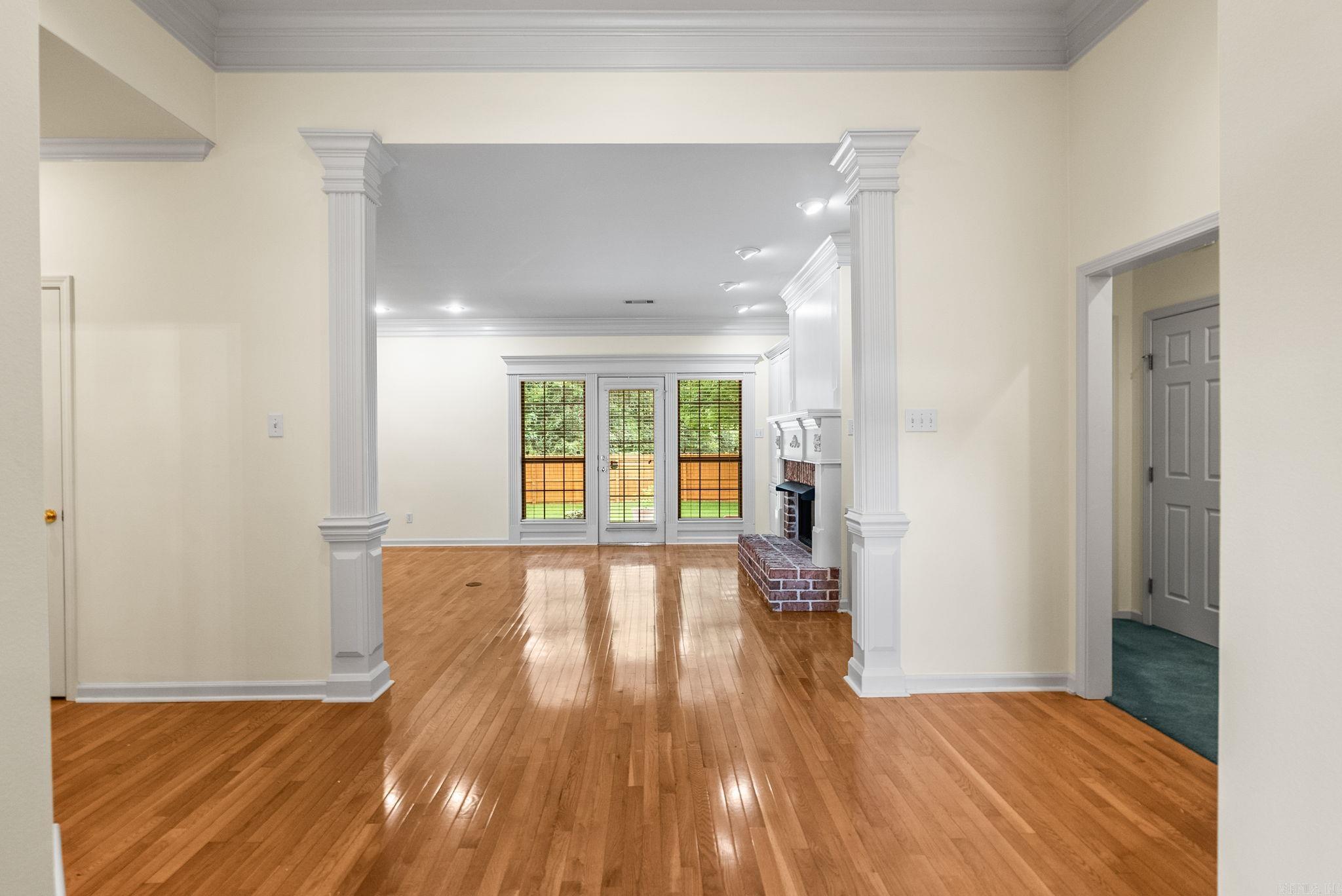 CHENAL VALLEY ABERDEEN - Residential