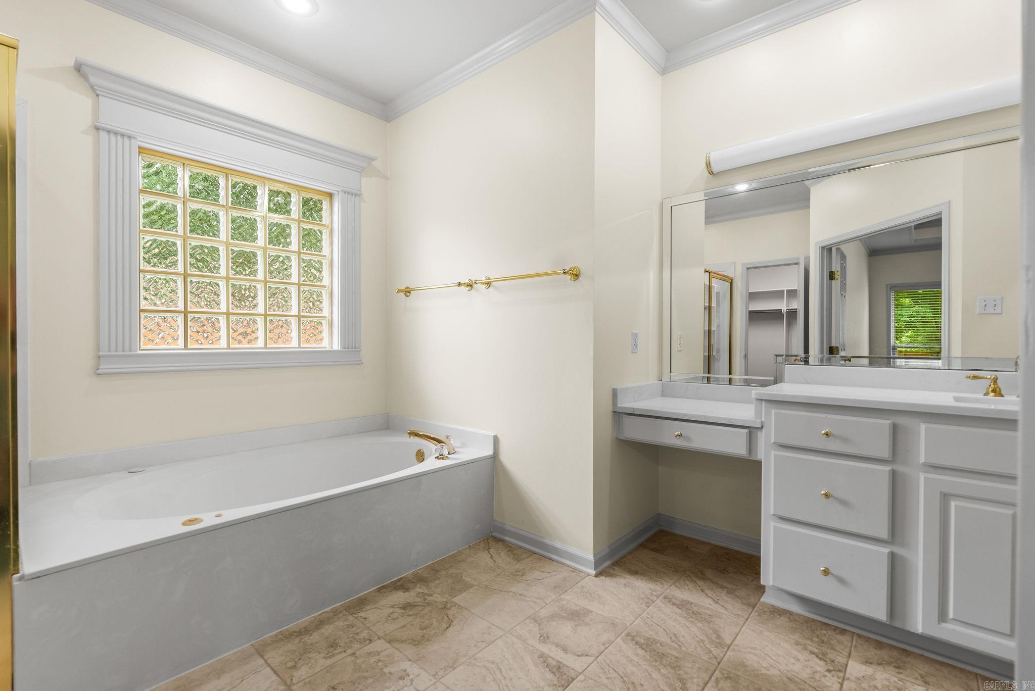 CHENAL VALLEY ABERDEEN - Residential