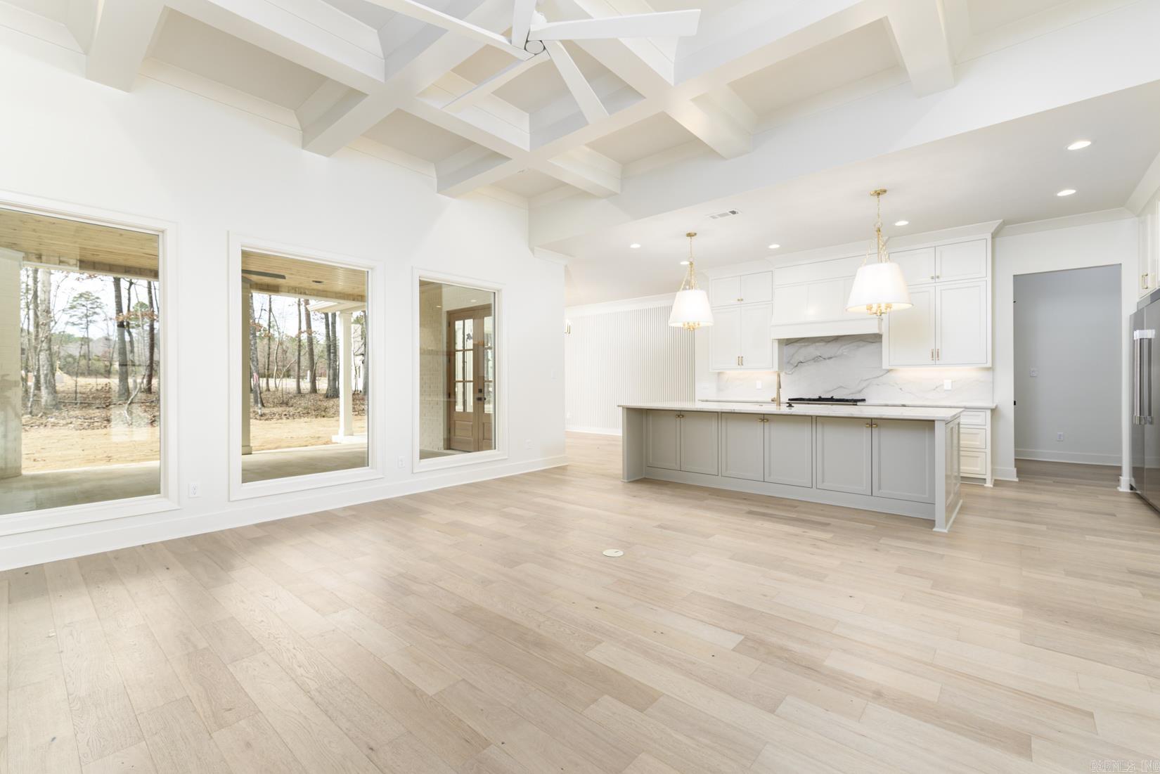 CHENAL VALLEY "MIRAMONT CIRCLE" - Residential