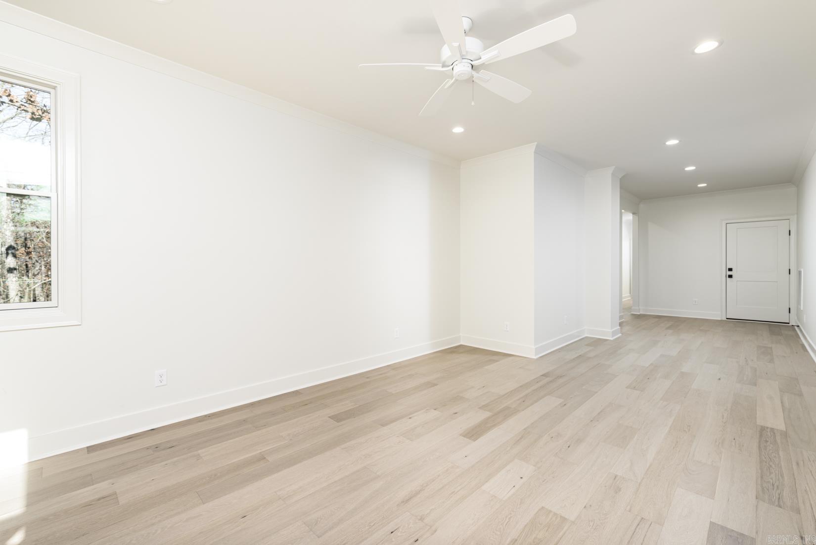 CHENAL VALLEY "MIRAMONT CIRCLE" - Residential