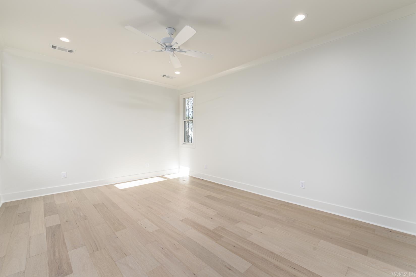 CHENAL VALLEY "MIRAMONT CIRCLE" - Residential