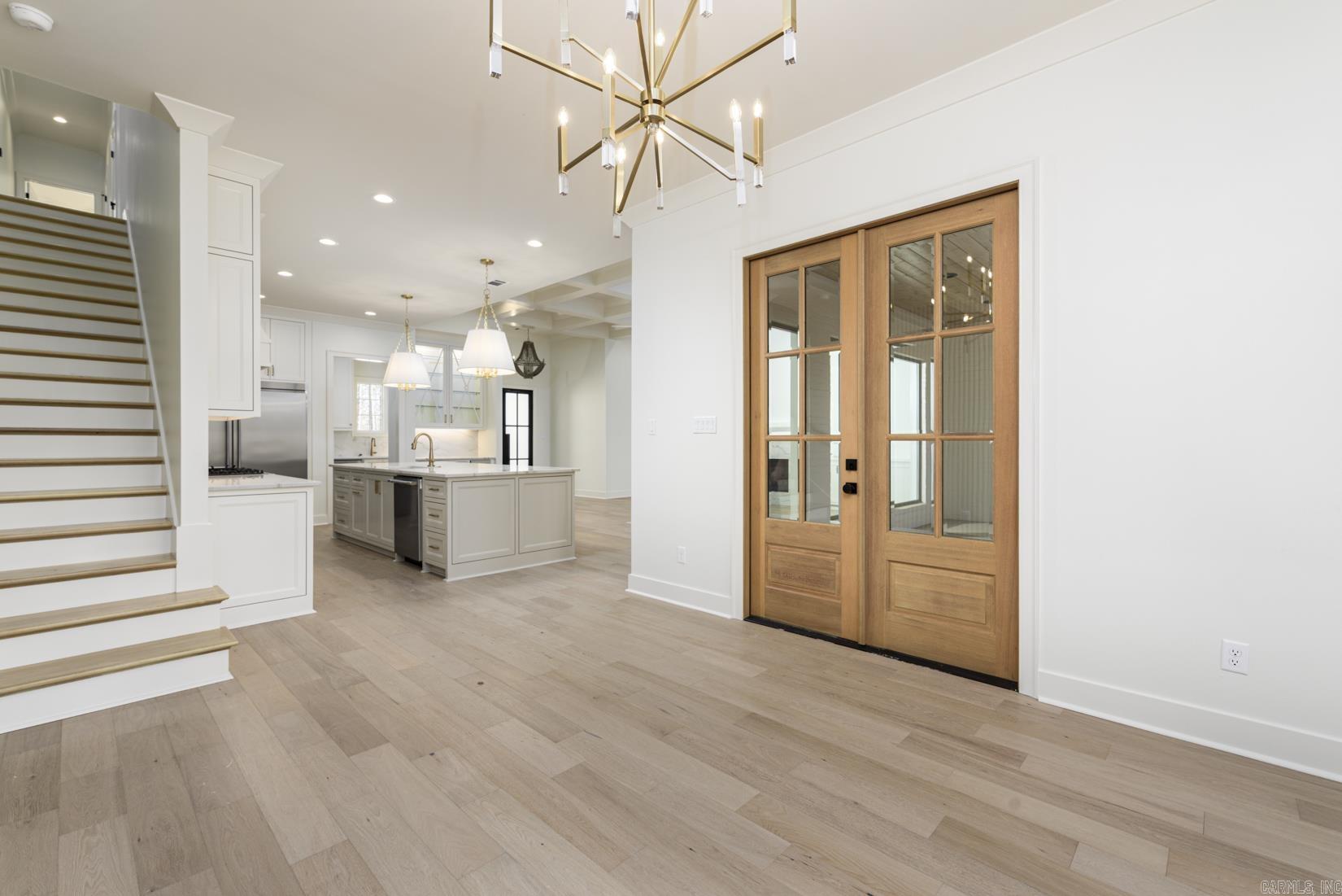 CHENAL VALLEY "MIRAMONT CIRCLE" - Residential