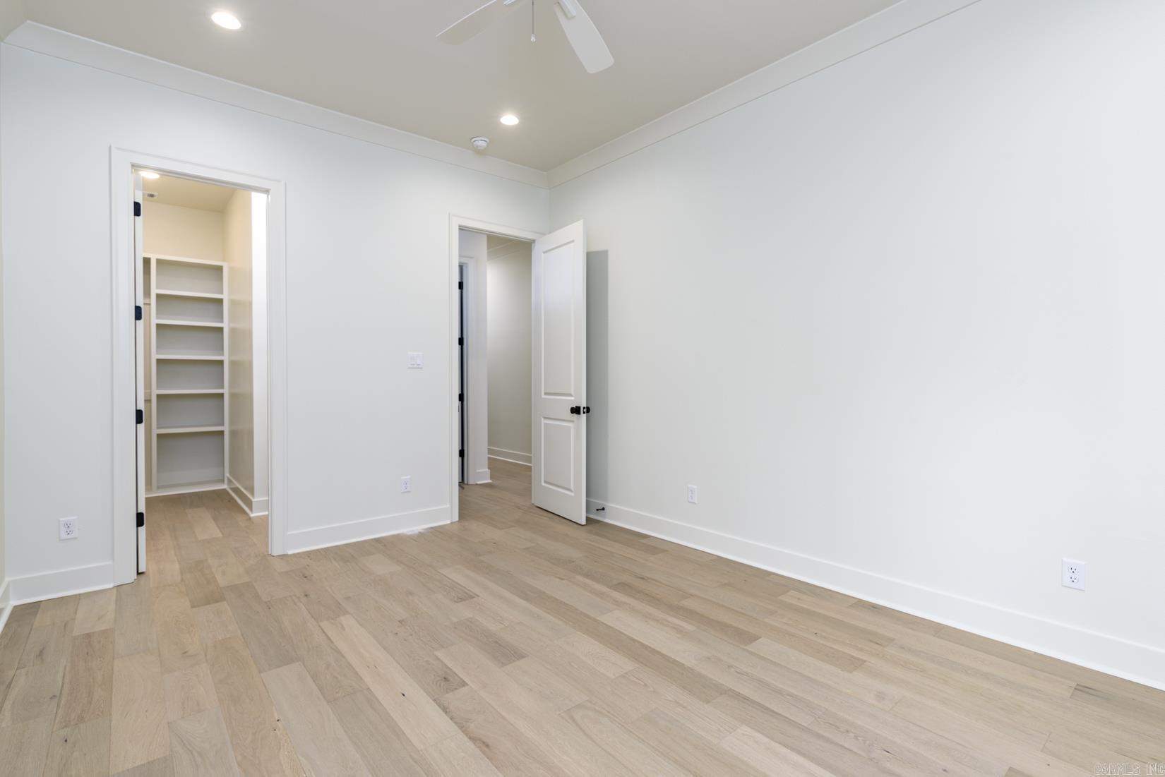 CHENAL VALLEY "MIRAMONT CIRCLE" - Residential