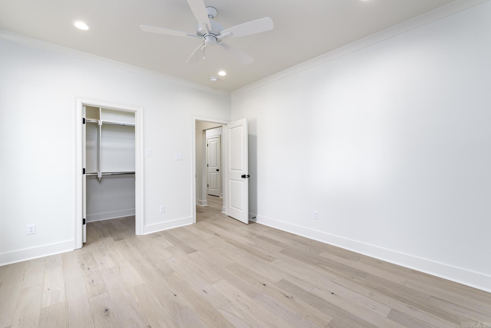 CHENAL VALLEY "MIRAMONT CIRCLE" - Residential