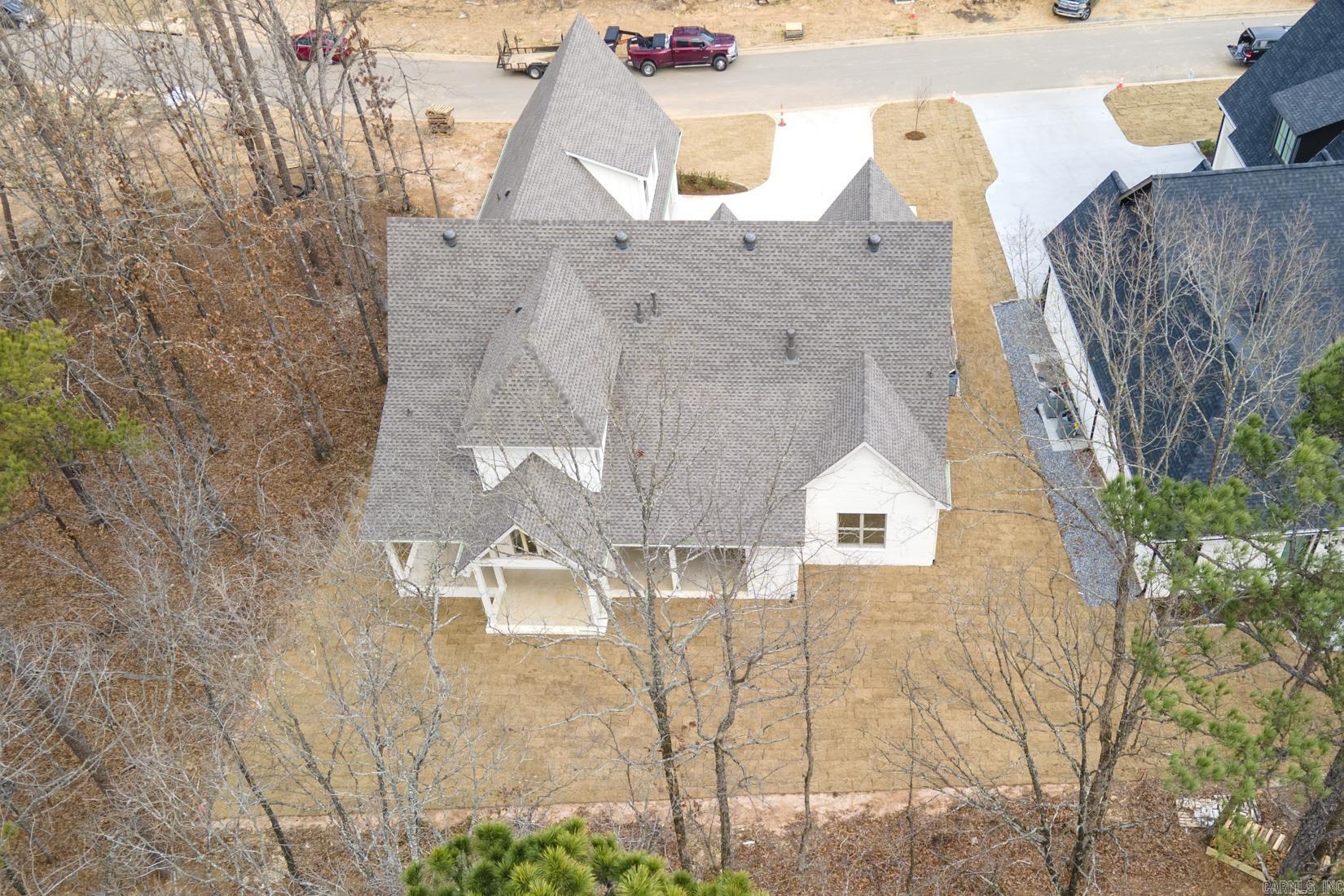 CHENAL VALLEY "MIRAMONT CIRCLE" - Residential