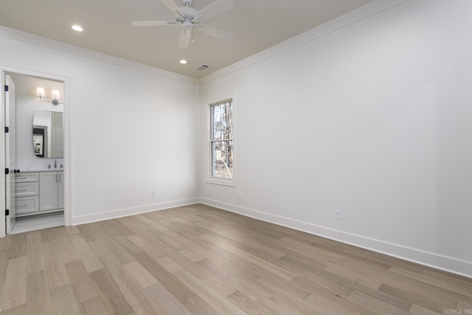 CHENAL VALLEY "MIRAMONT CIRCLE" - Residential