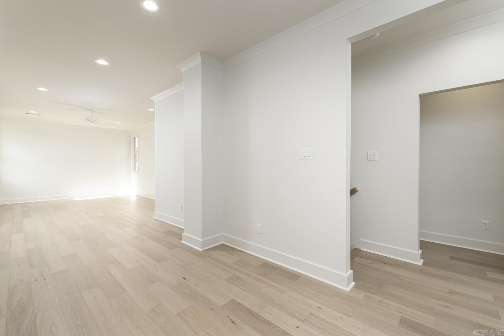 CHENAL VALLEY "MIRAMONT CIRCLE" - Residential