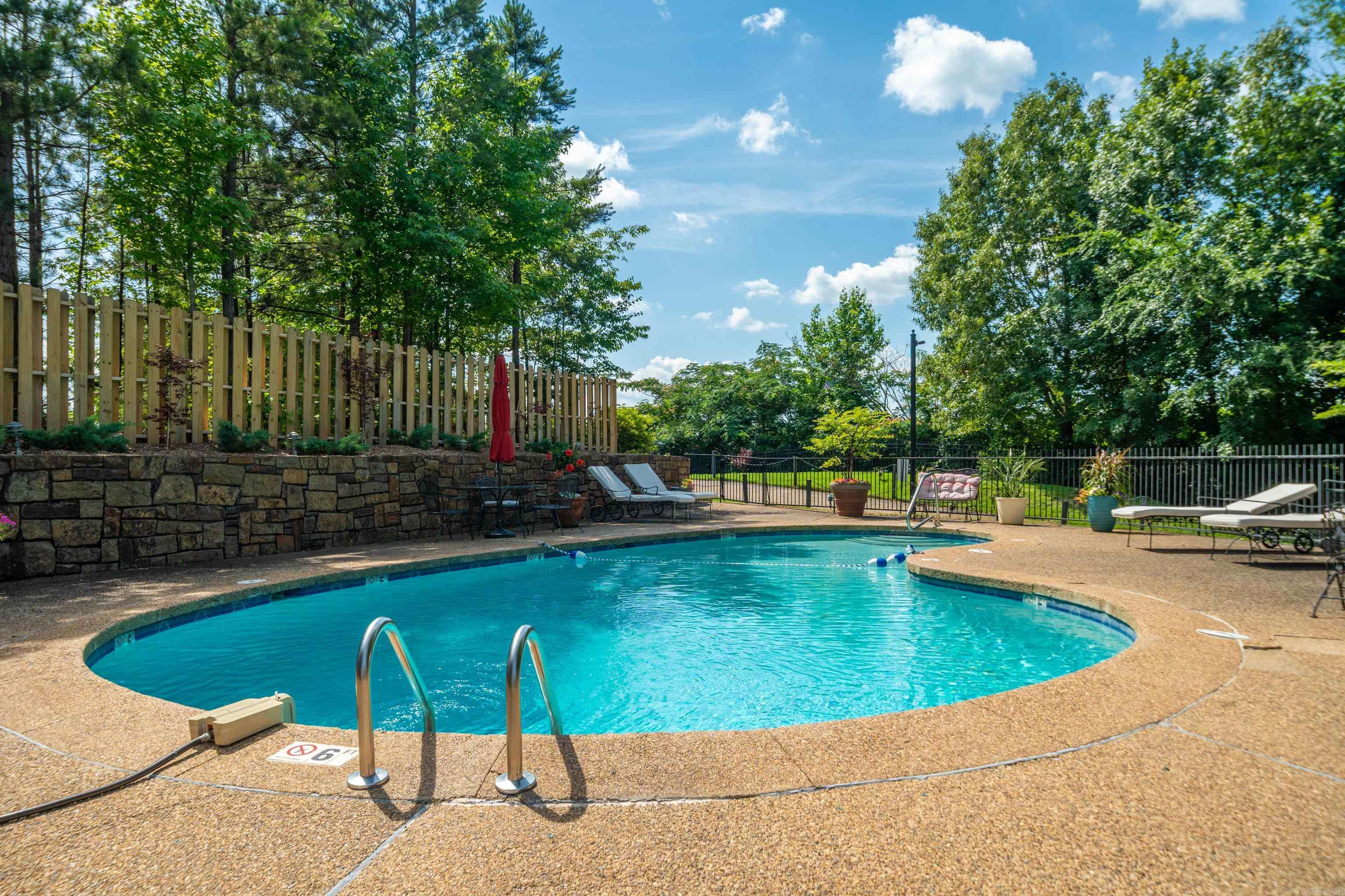 CHESSWOOD HPR - Residential