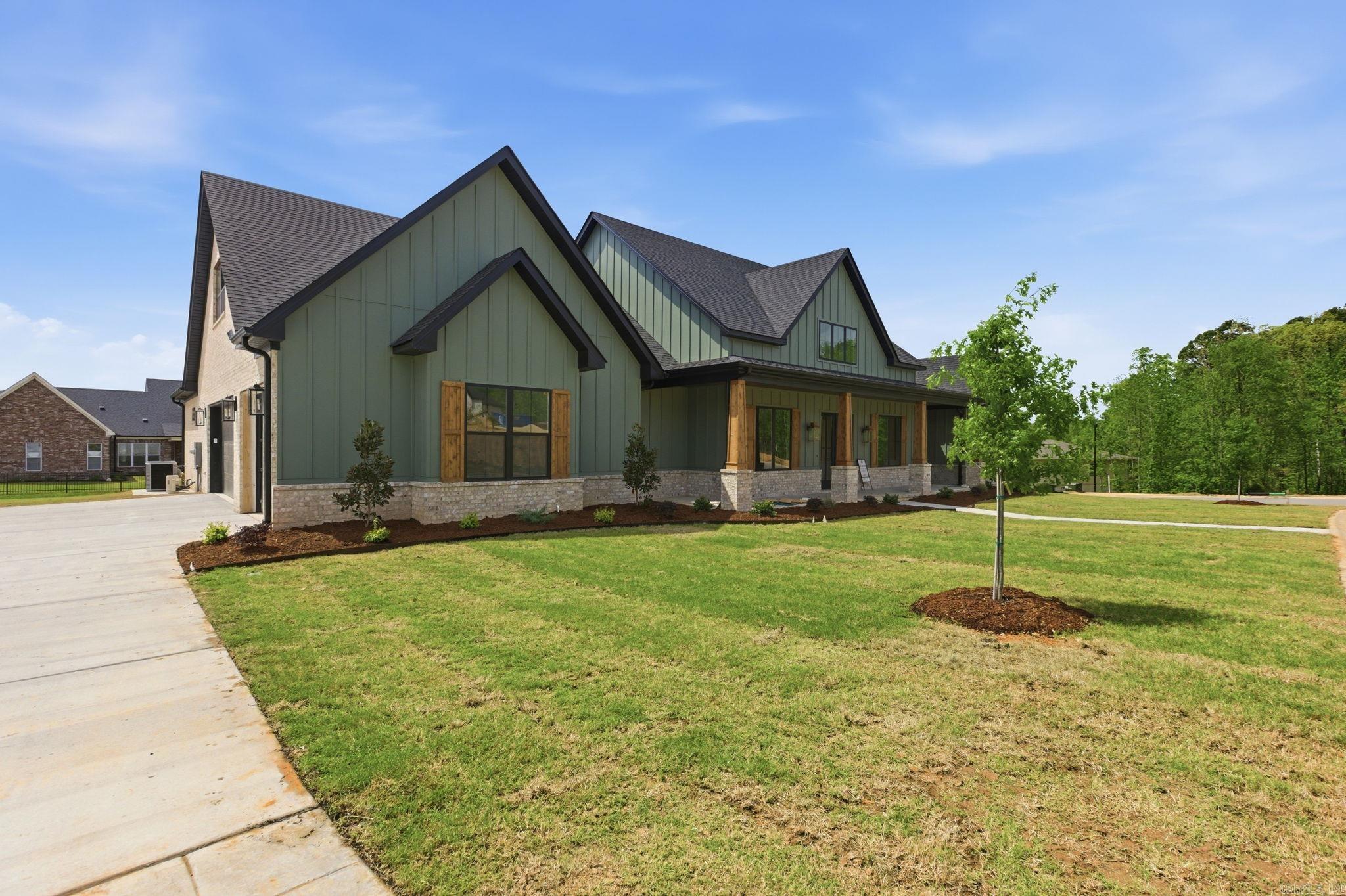 THE WOODLANDS - Residential