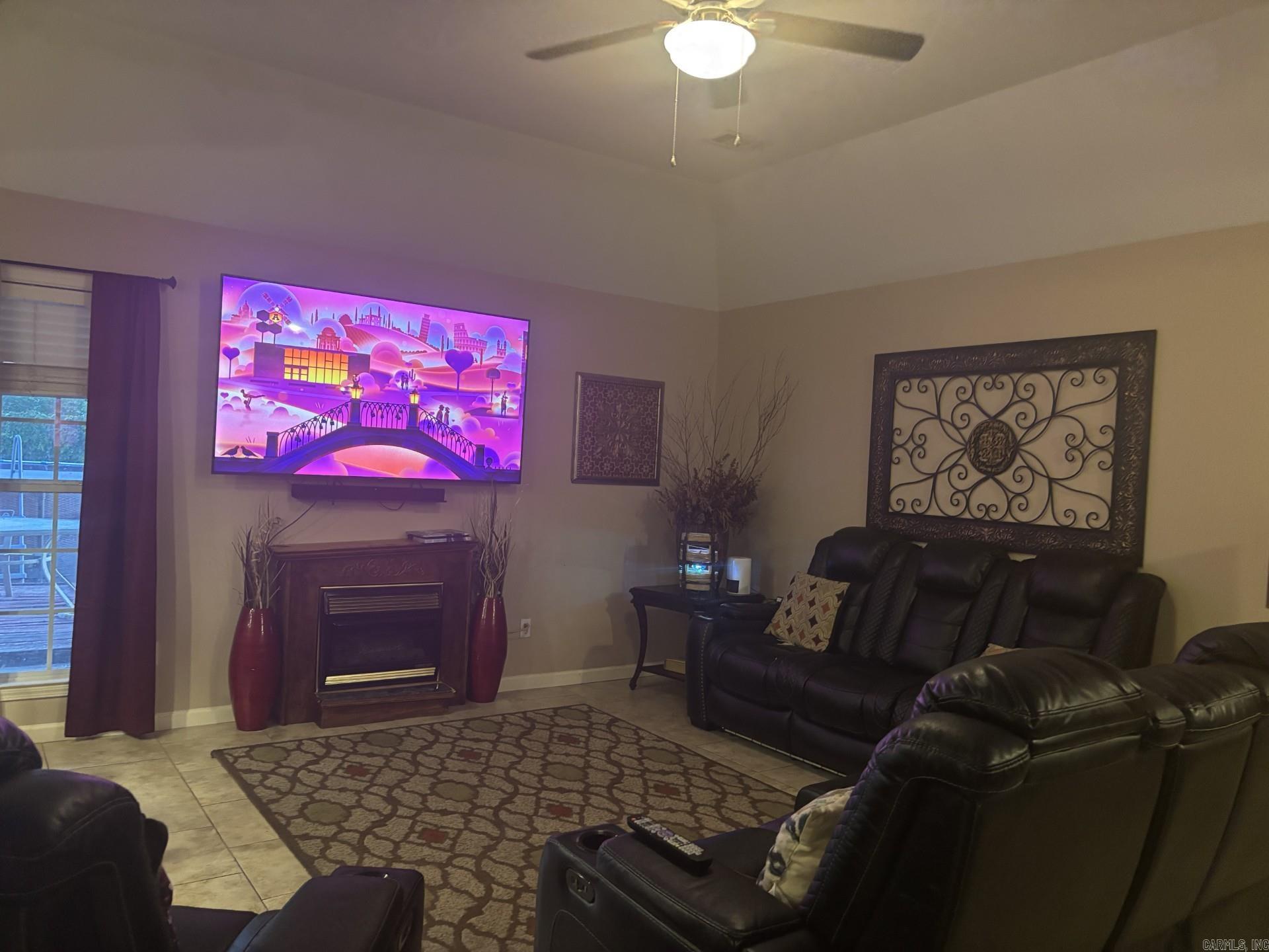 COLONY PARK - Residential