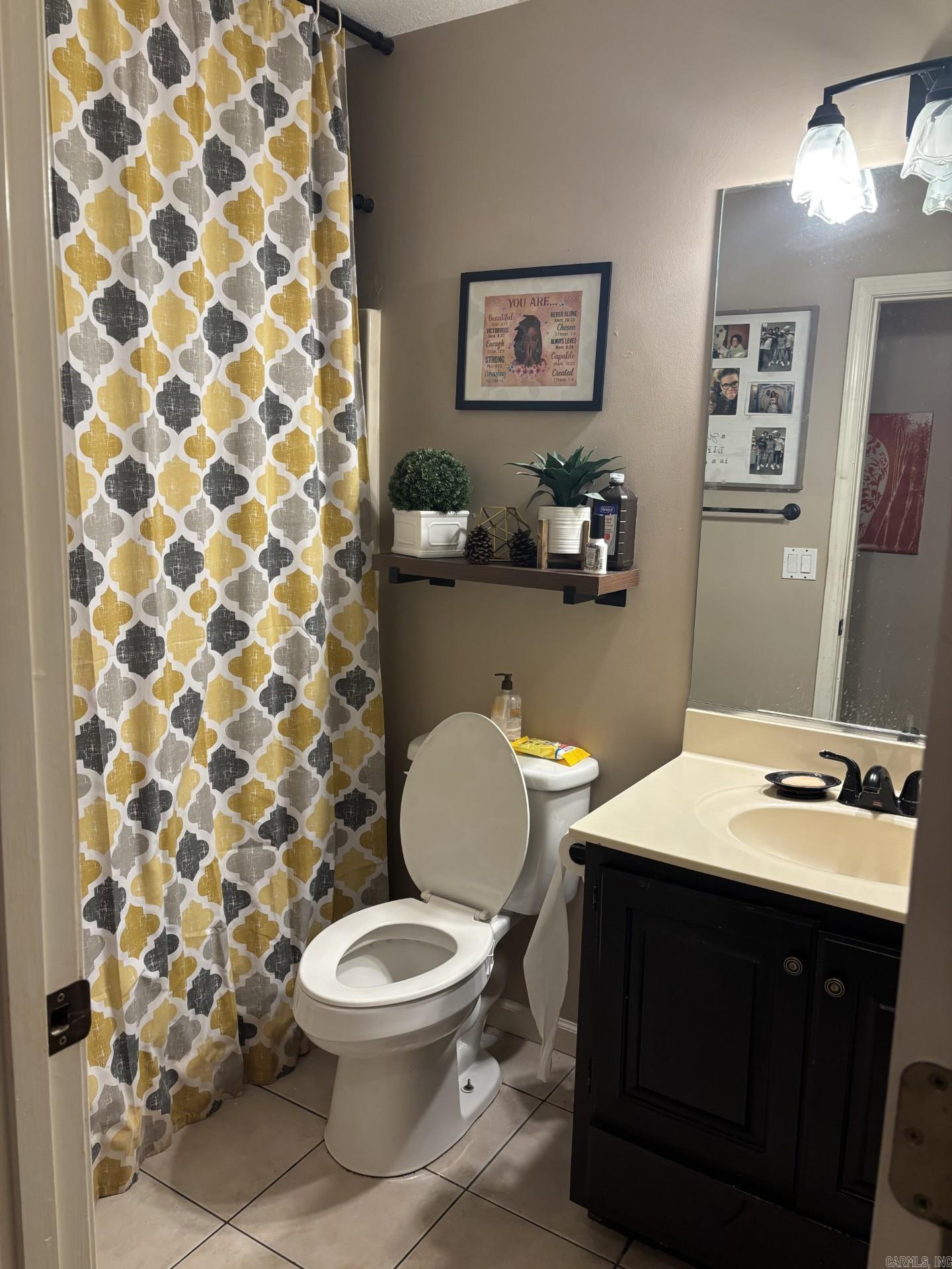 COLONY PARK - Residential