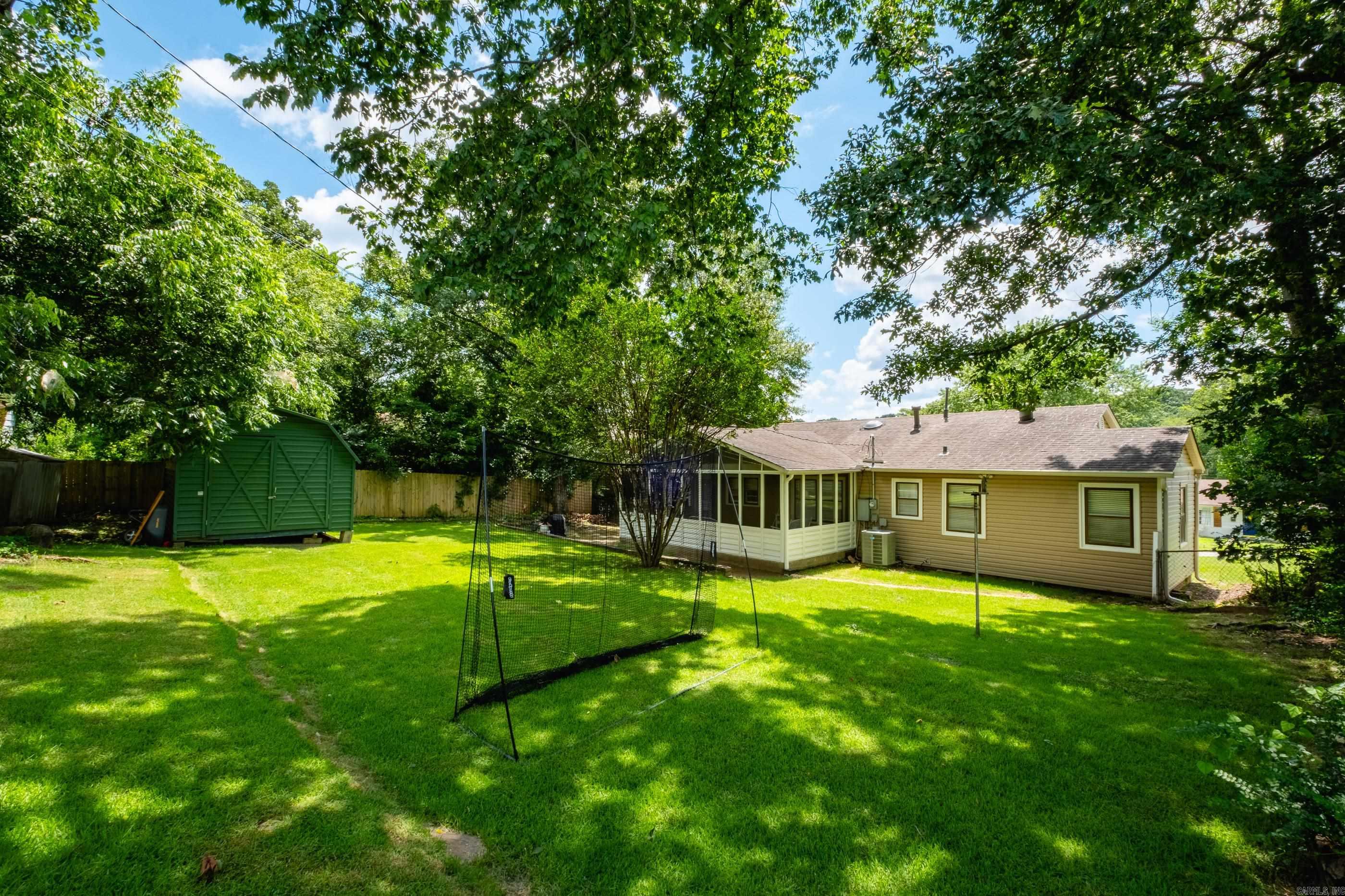KINGWOOD PLACE - Residential