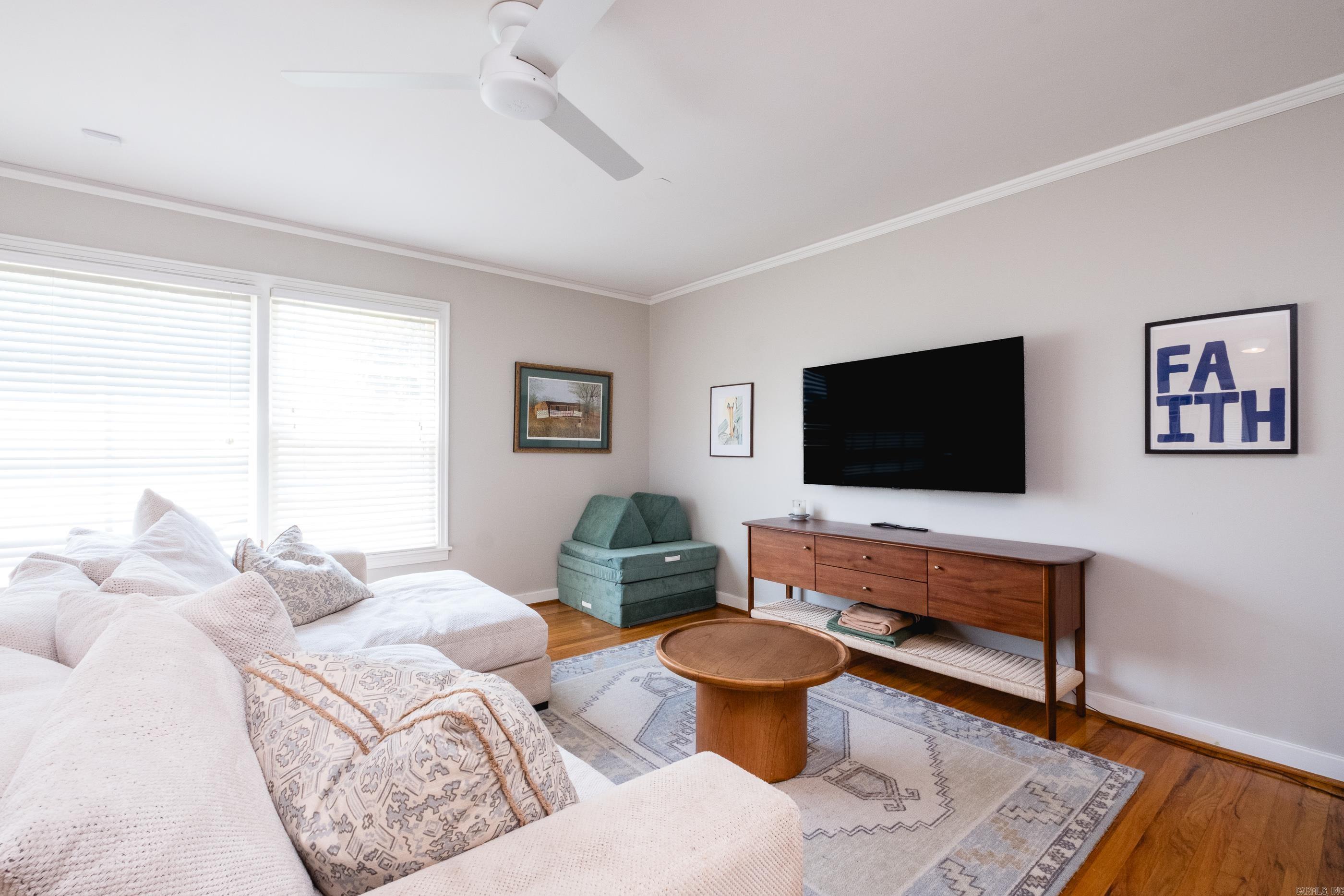 KINGWOOD PLACE - Residential