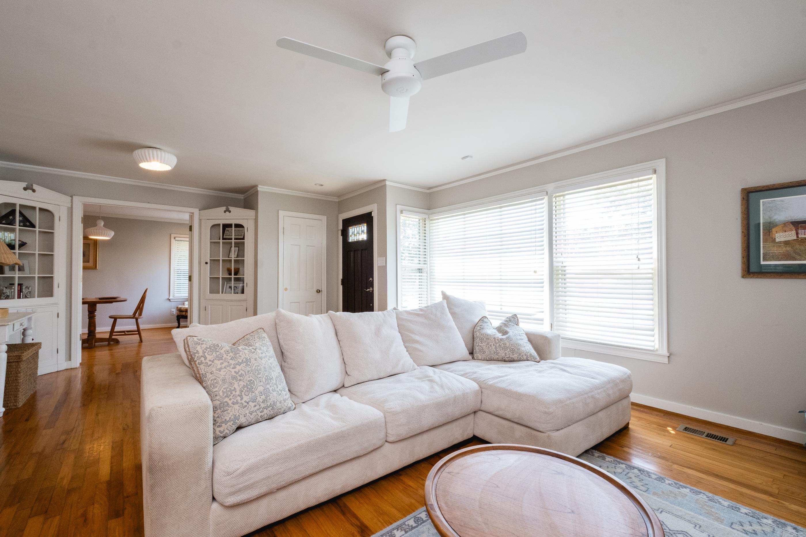KINGWOOD PLACE - Residential