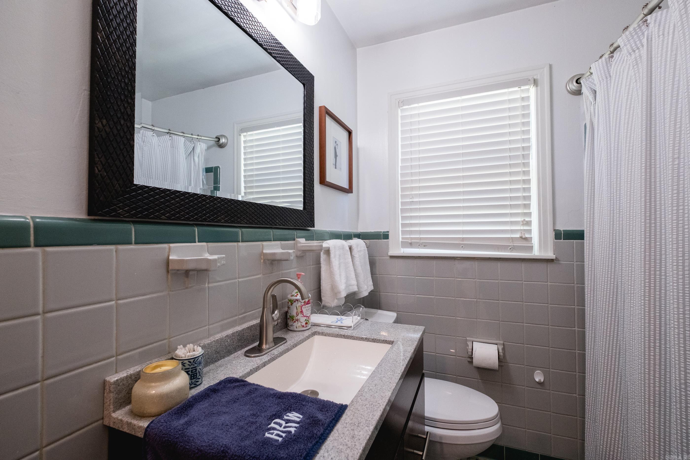KINGWOOD PLACE - Residential