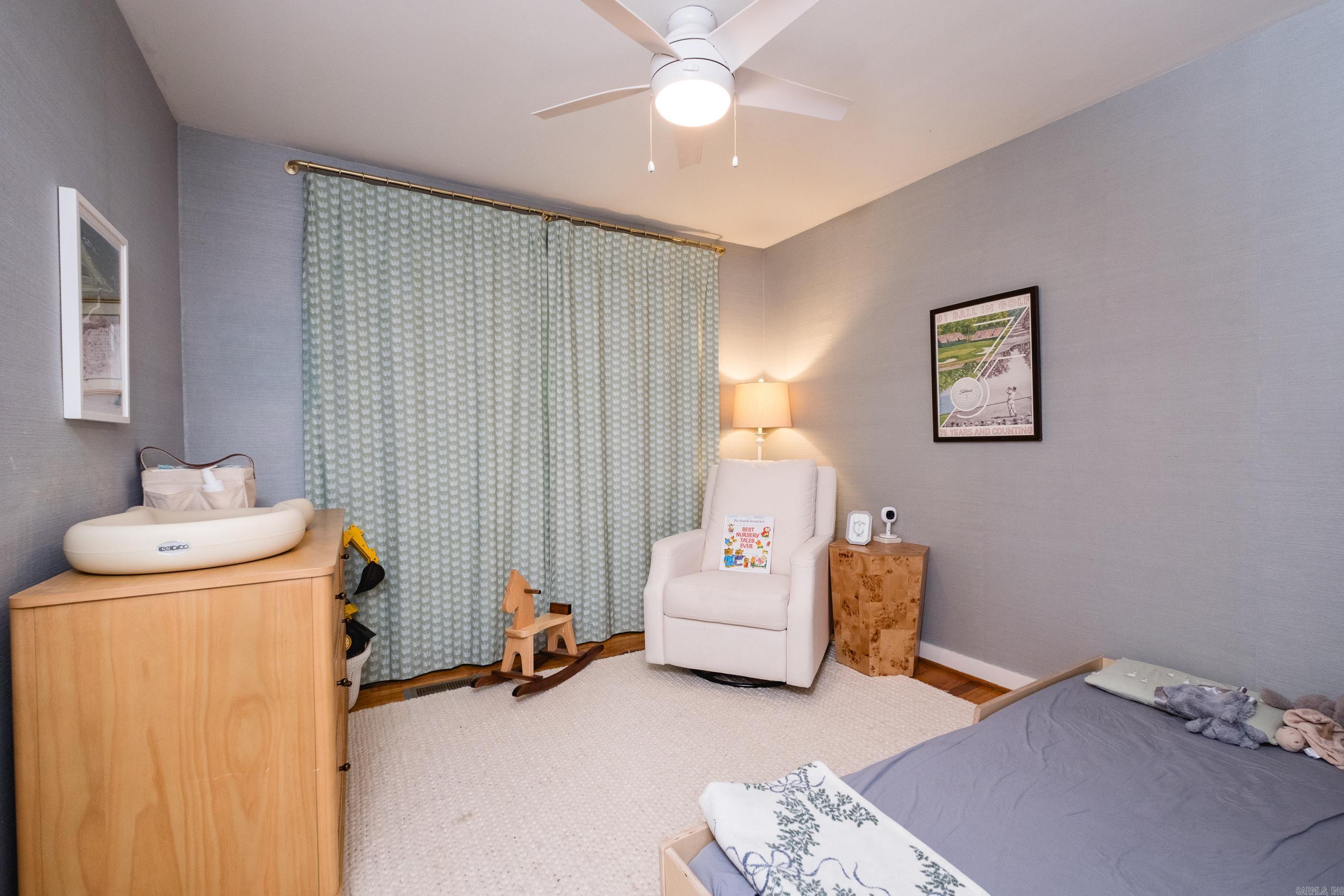 KINGWOOD PLACE - Residential