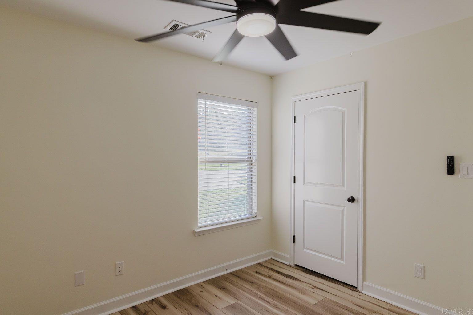Oak Glenn - Residential Lease