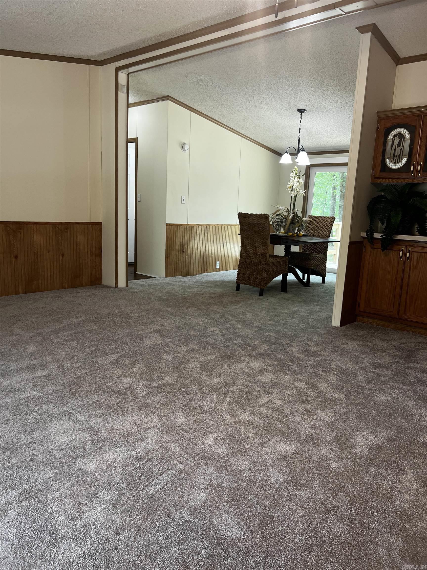 HUNTERS RUN - Residential