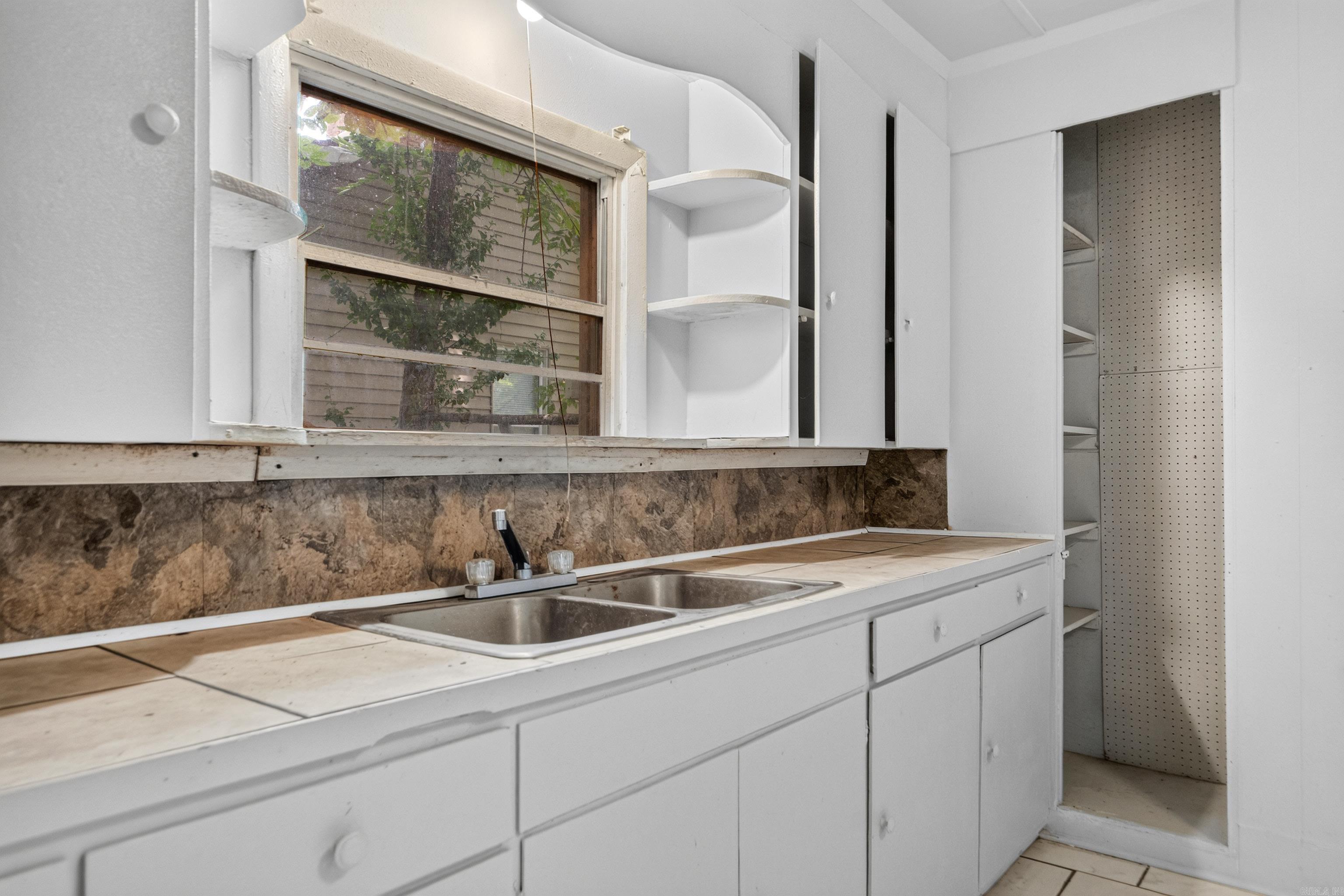SOUTH HOT SPRINGS ADDITION - Residential