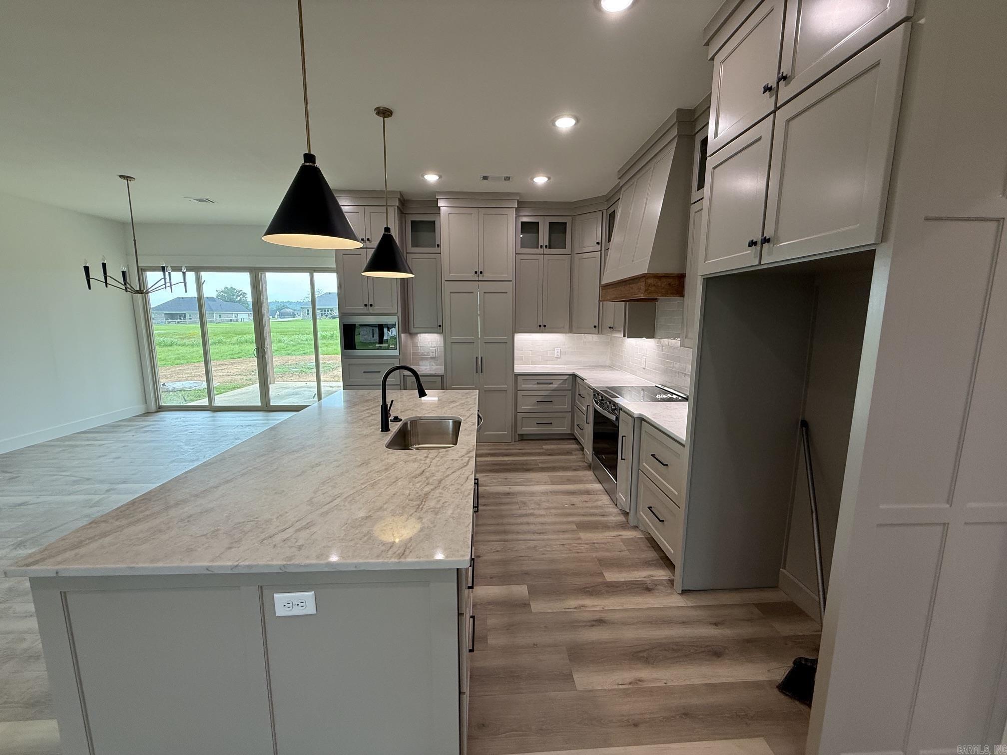 REPUBLICAN VALLEY ESTATES - Residential