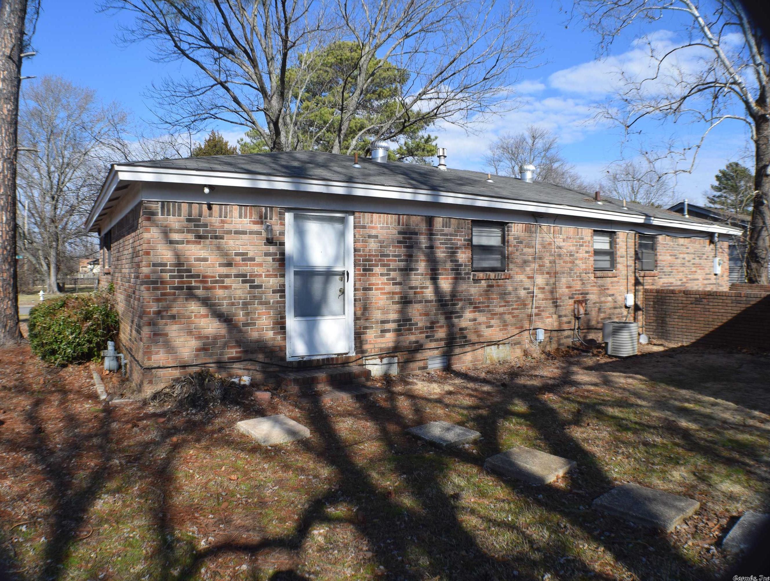 MEADOW PARK - Residential
