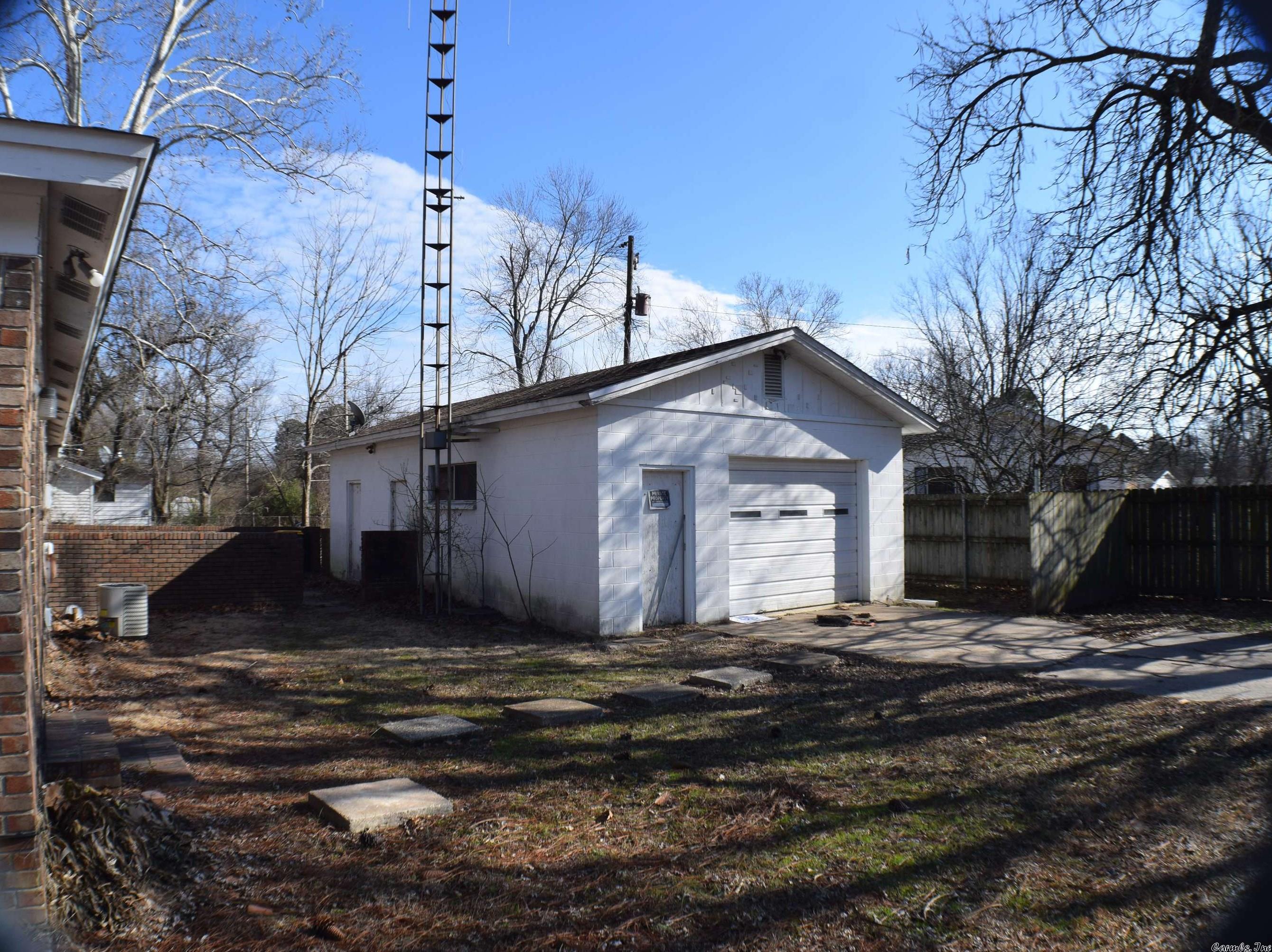 MEADOW PARK - Residential