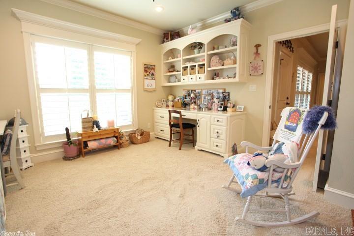 WOODLANDS EDGE - Residential