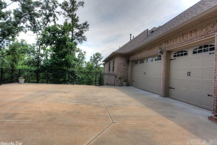 WOODLANDS EDGE - Residential