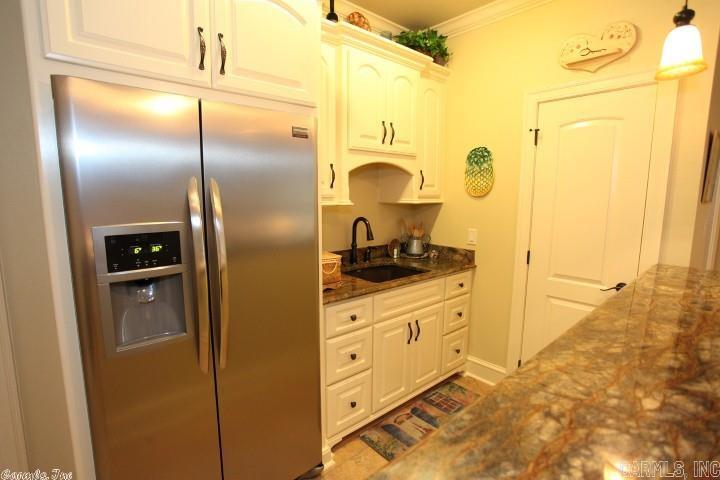 WOODLANDS EDGE - Residential