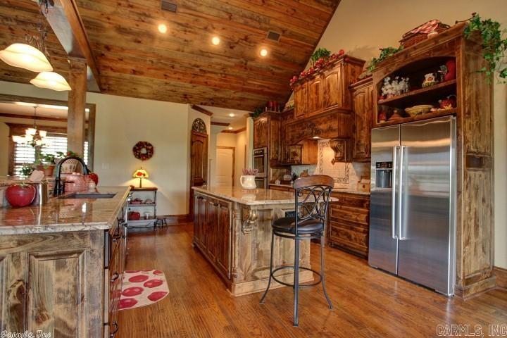 WOODLANDS EDGE - Residential