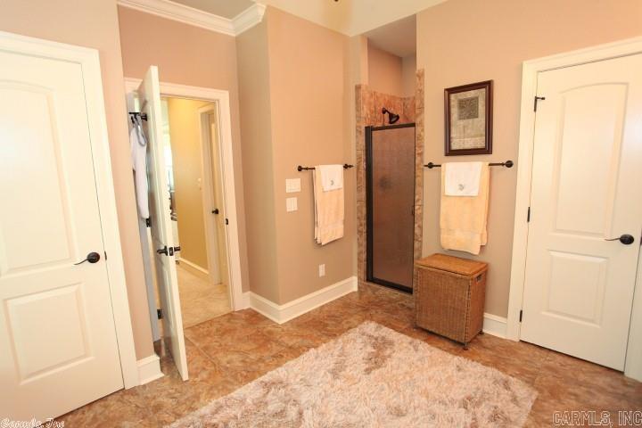 WOODLANDS EDGE - Residential