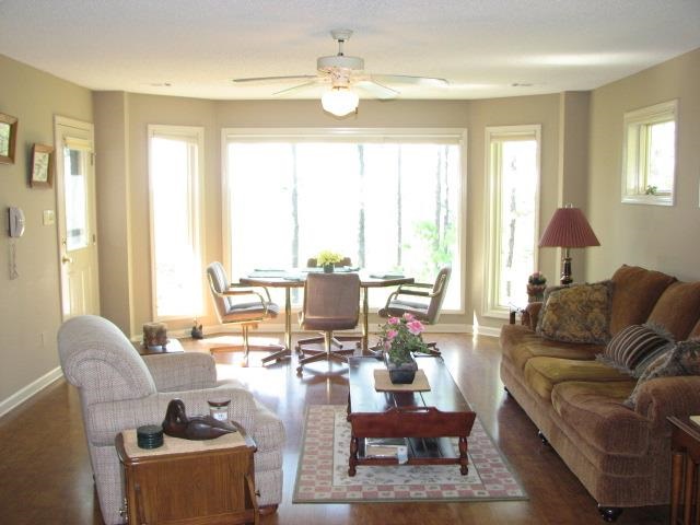 Castano - Residential