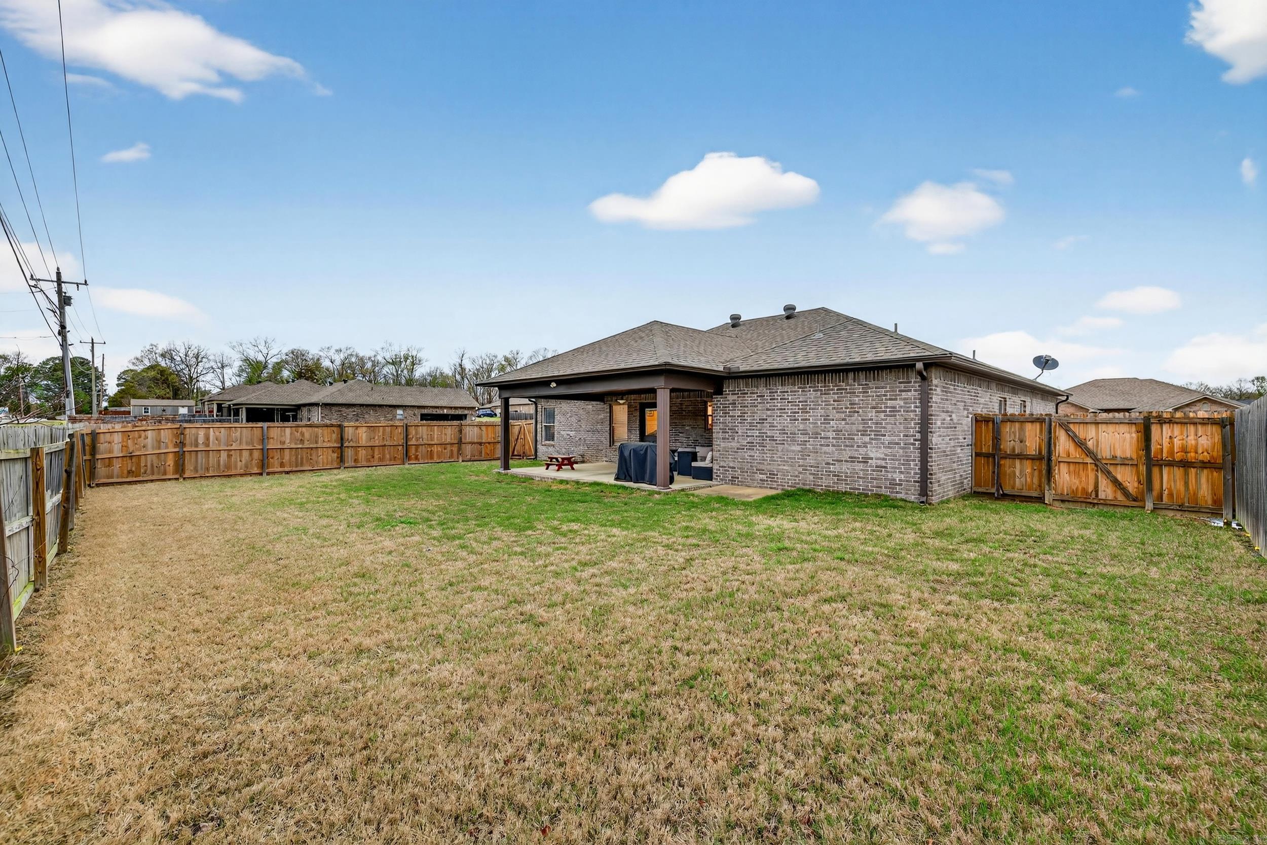 HUNTINGTON PLACE - Residential