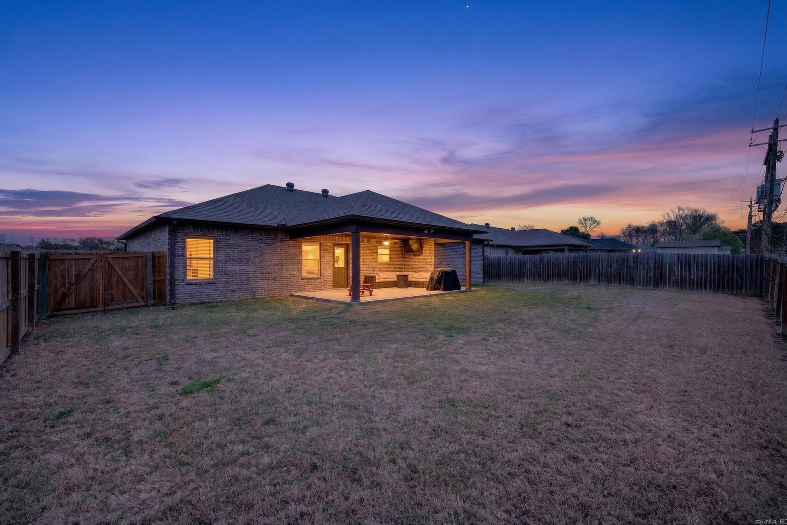 HUNTINGTON PLACE - Residential