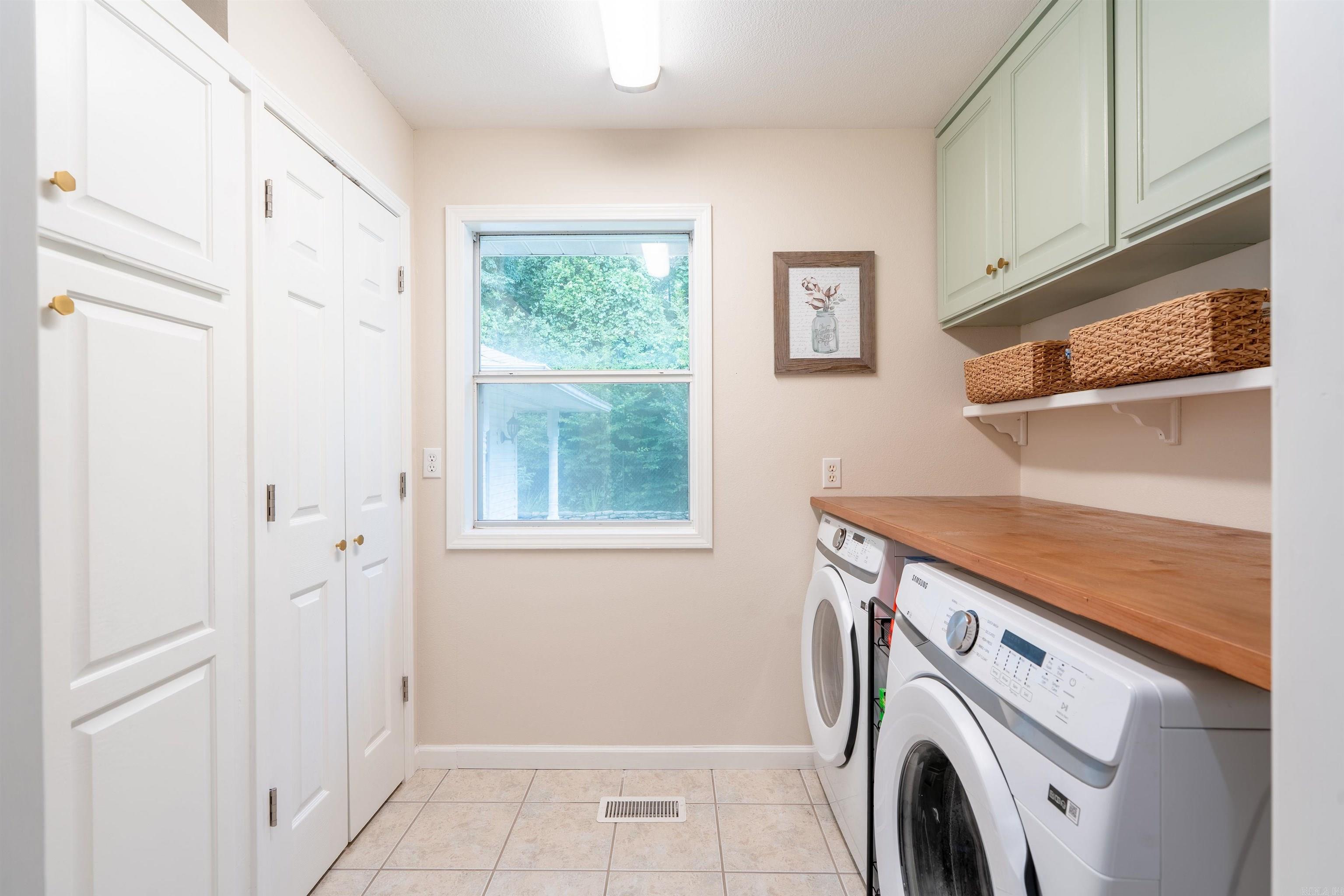 Huntington Place - Residential