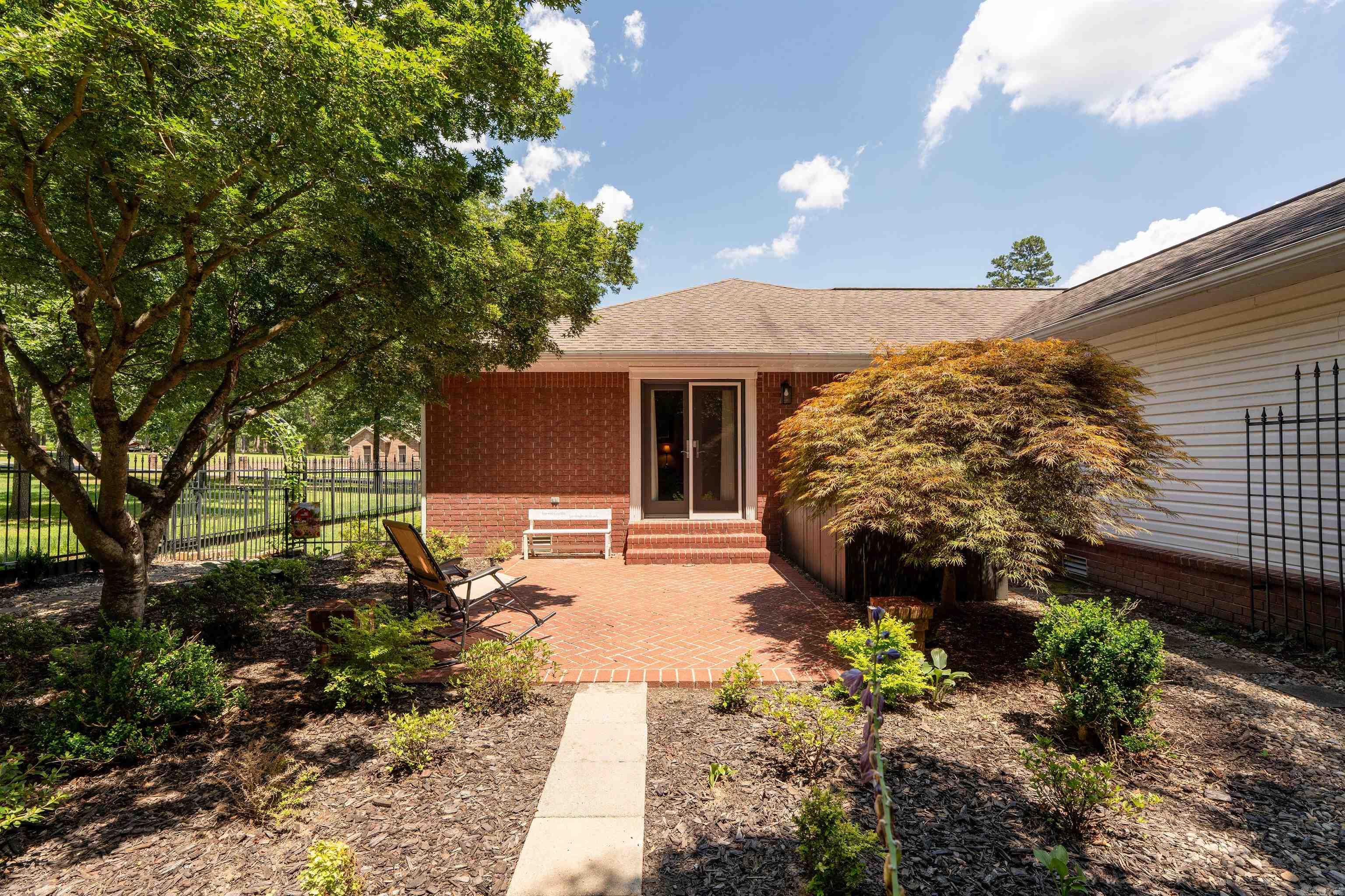 Huntington Place - Residential