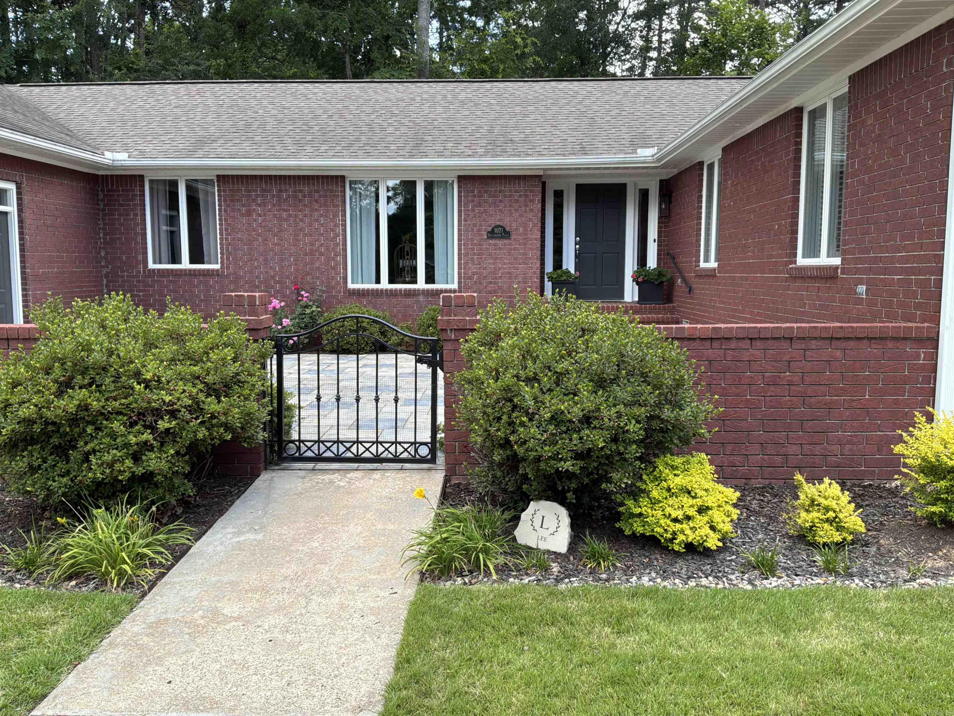 Huntington Place - Residential