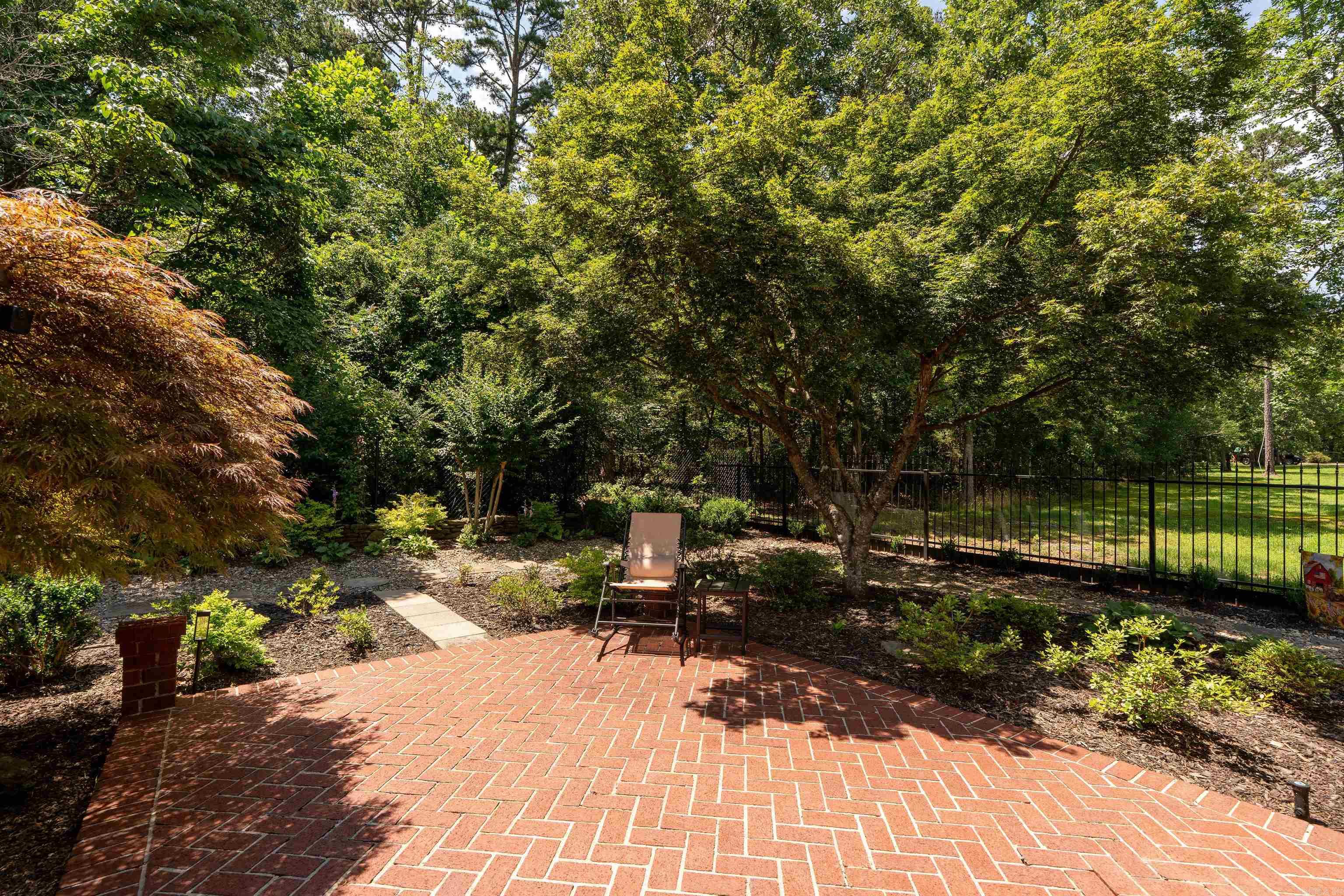 Huntington Place - Residential