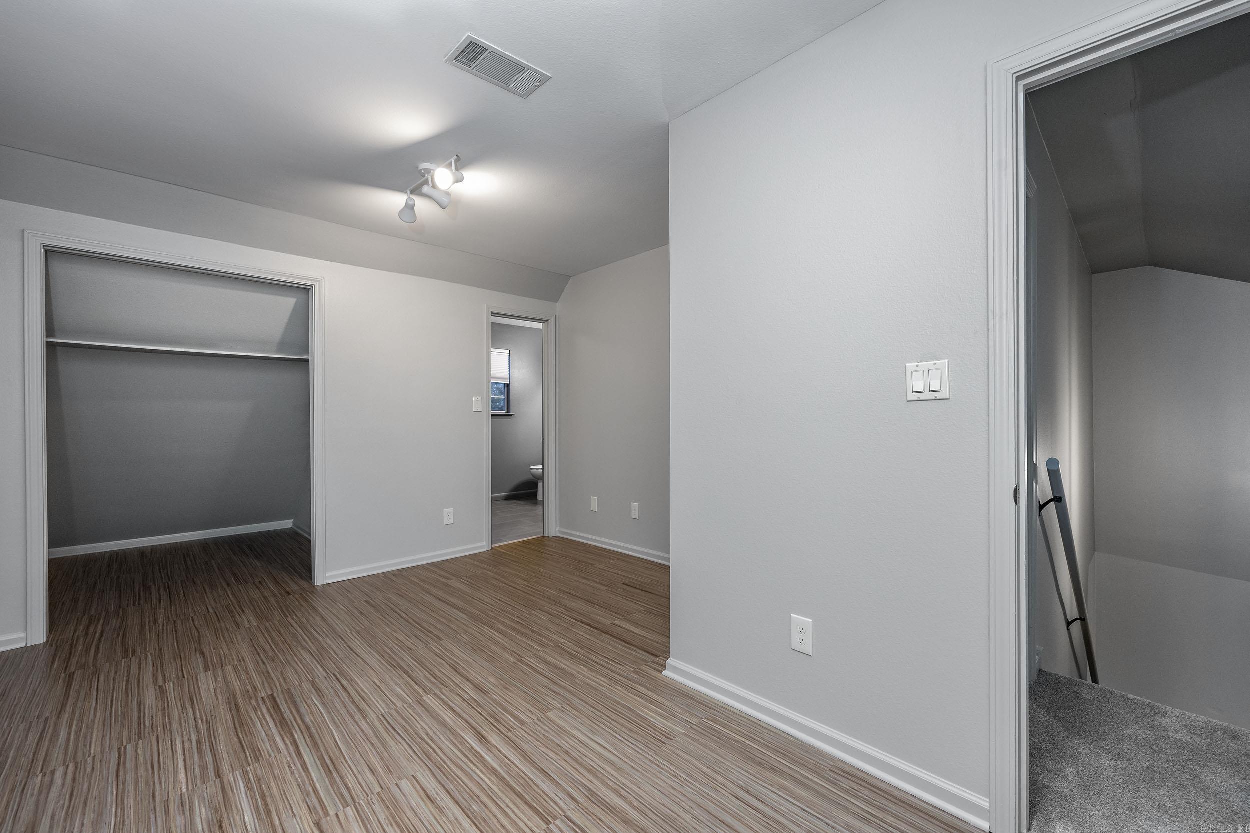 FOXCROFT VILLAGE - Residential