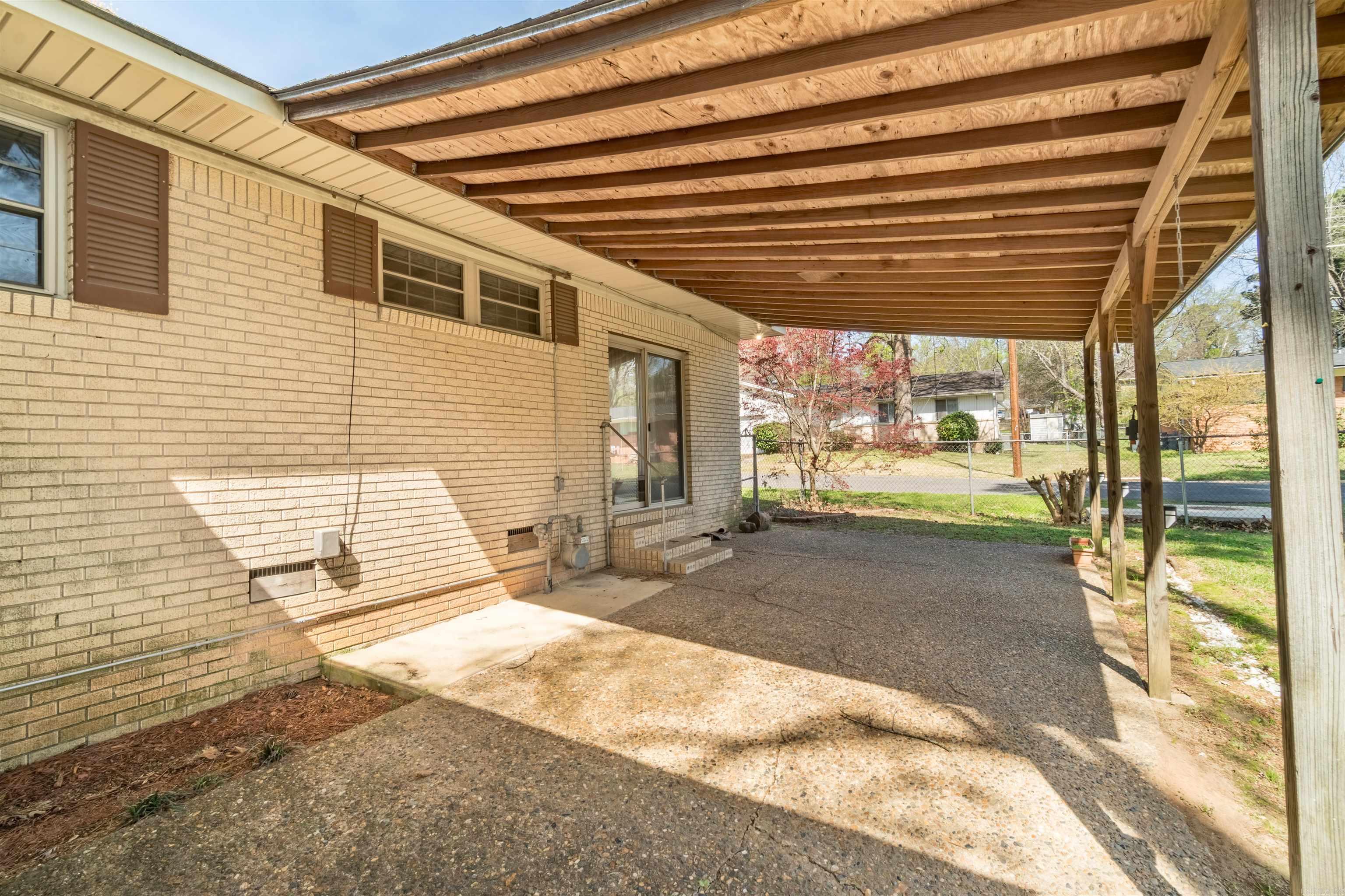 BROWNS - Residential