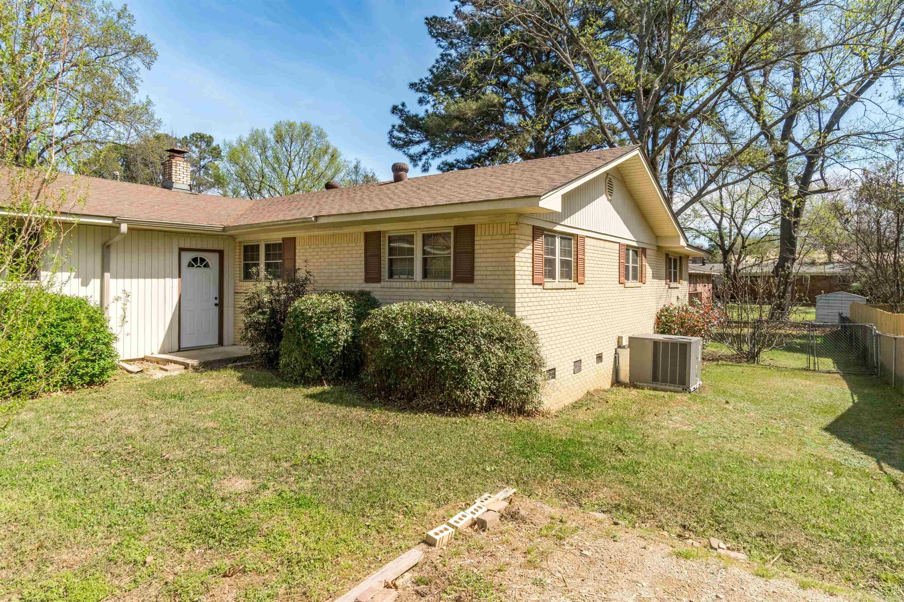 BROWNS - Residential