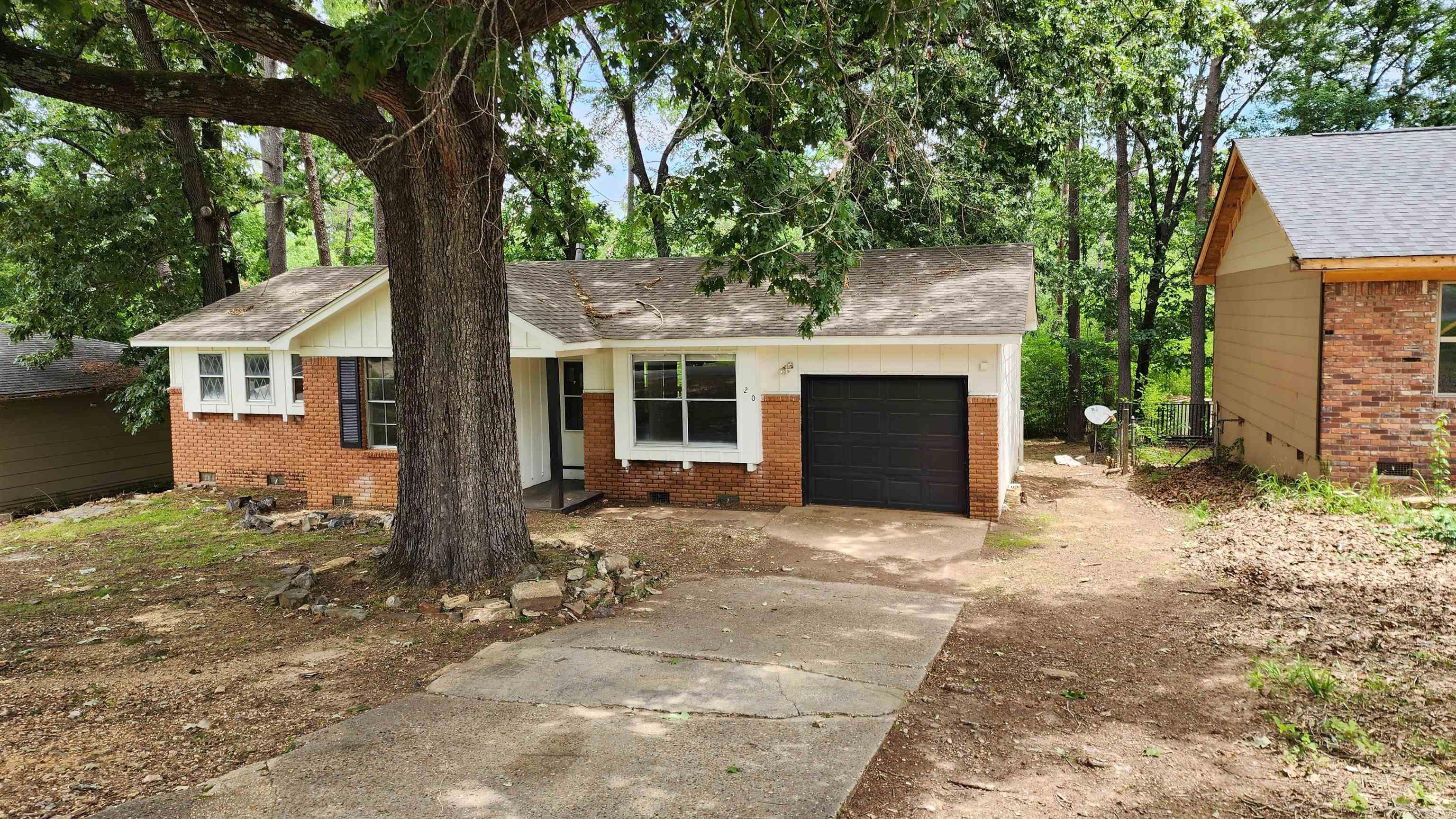 BROOKWOOD ADDN - Residential