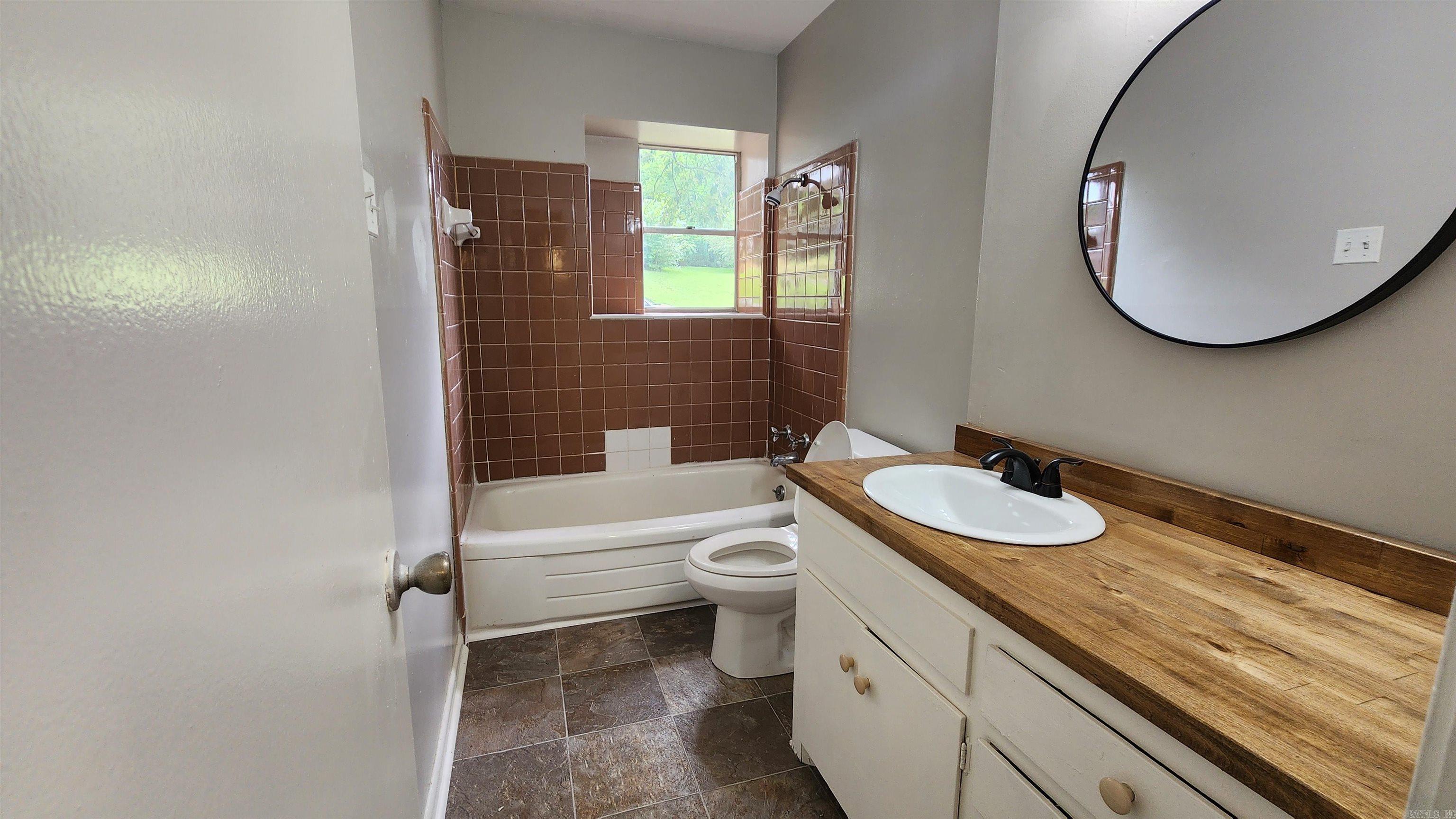 BROOKWOOD ADDN - Residential