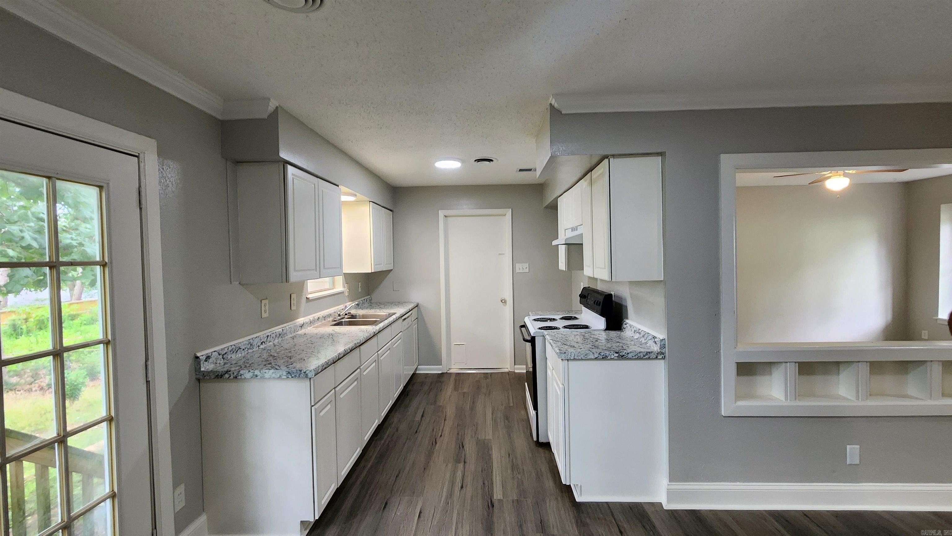 BROOKWOOD ADDN - Residential