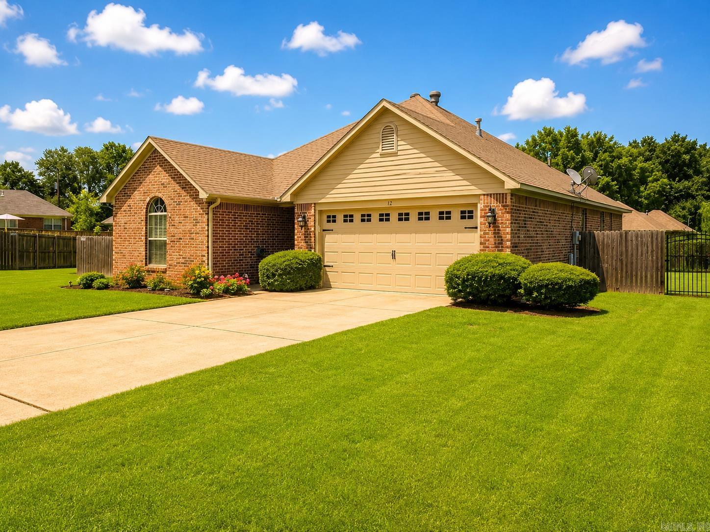 HUNTER HEIGHTS - Residential