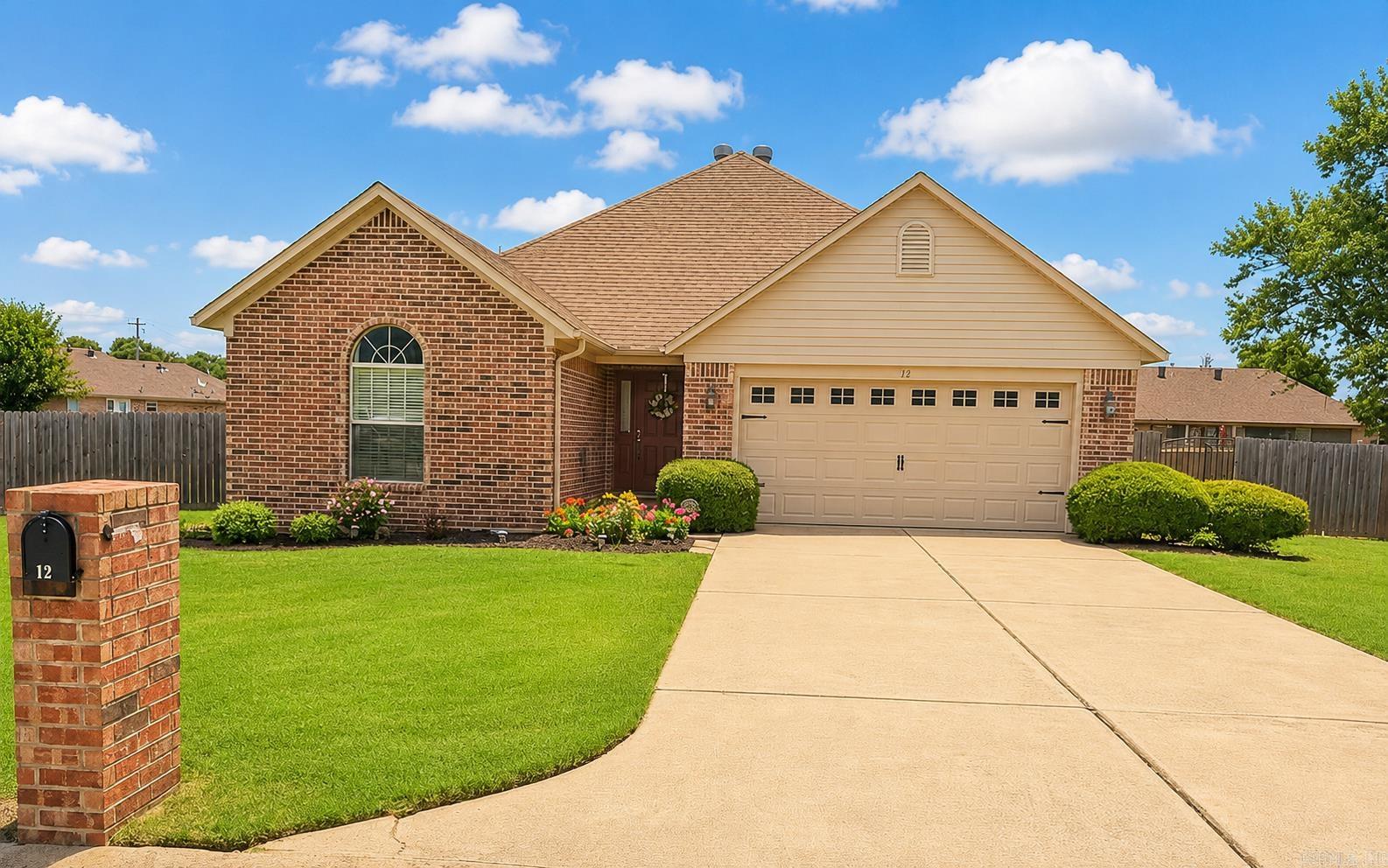 HUNTER HEIGHTS - Residential