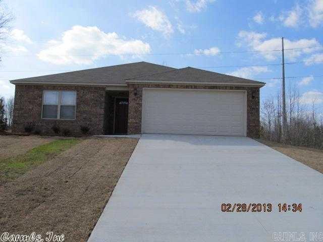 Wonderful 3/2 is looking for a family to love and care for it. It is new barely lived in home with a privacy fence, deck and a fire pit. It has a 2 car garage and a wonderful master suite. Comes with all of the kitchen appliances.
