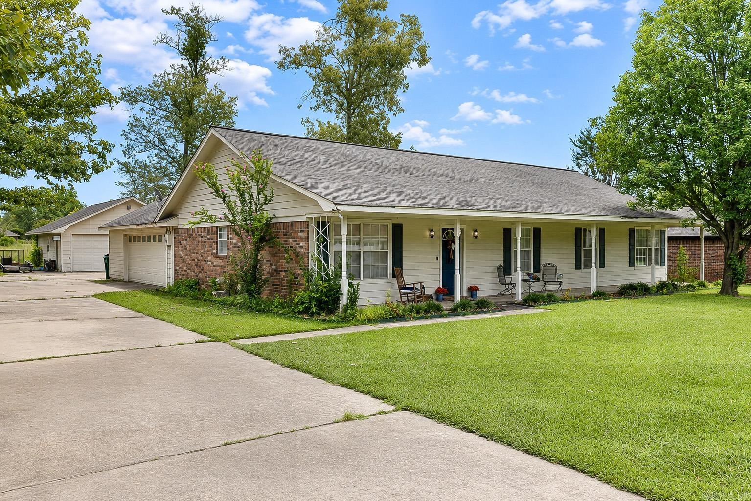 GREEN OAK - Residential