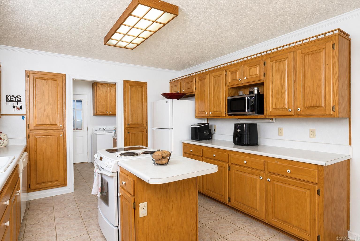 GREEN OAK - Residential
