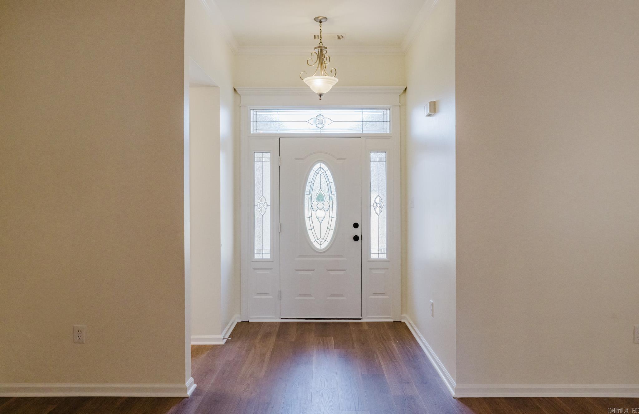 KINGS CROSSING - Residential